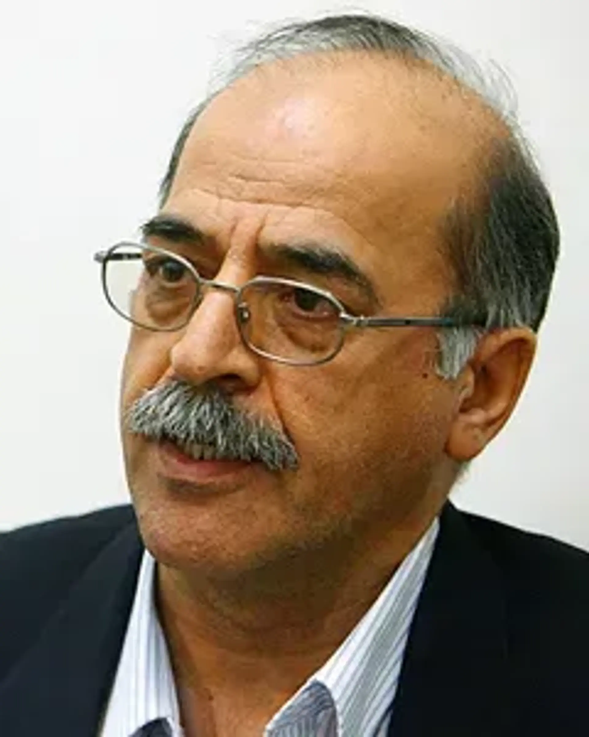 اصغر هاشمی