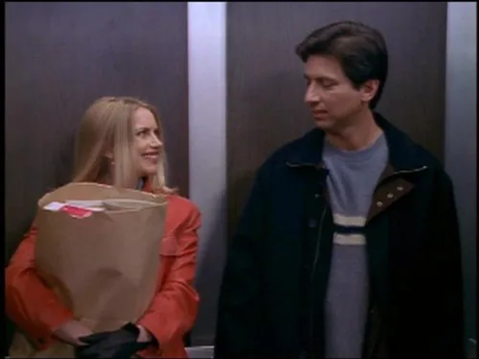 Ray Romano and Betsy Monroe in Everybody Loves Raymond (1996)