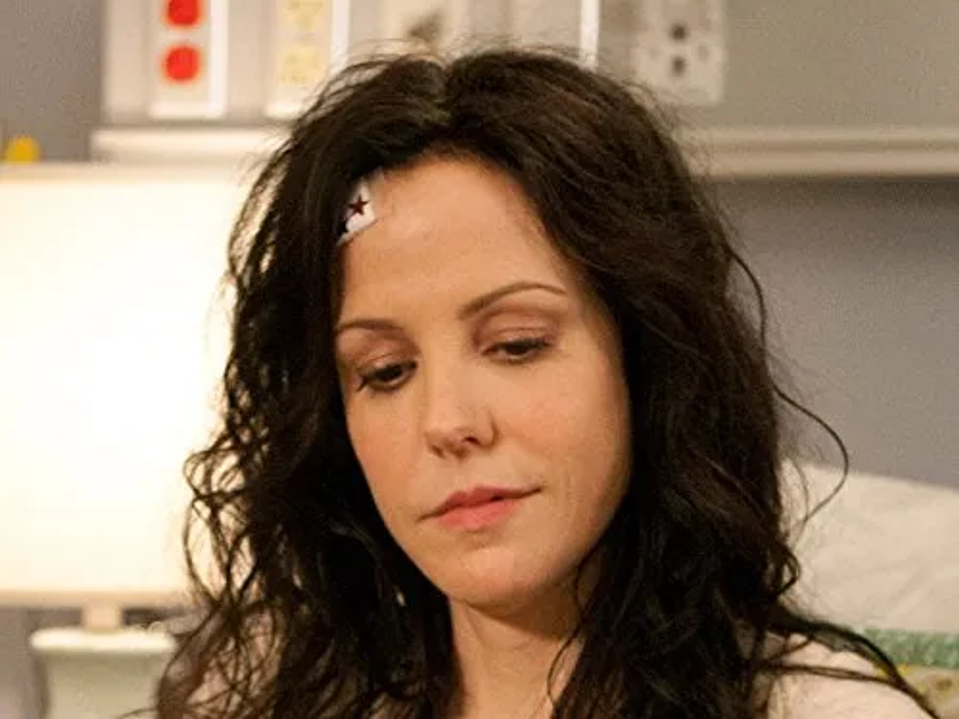 Mary-Louise Parker in Weeds (2005)