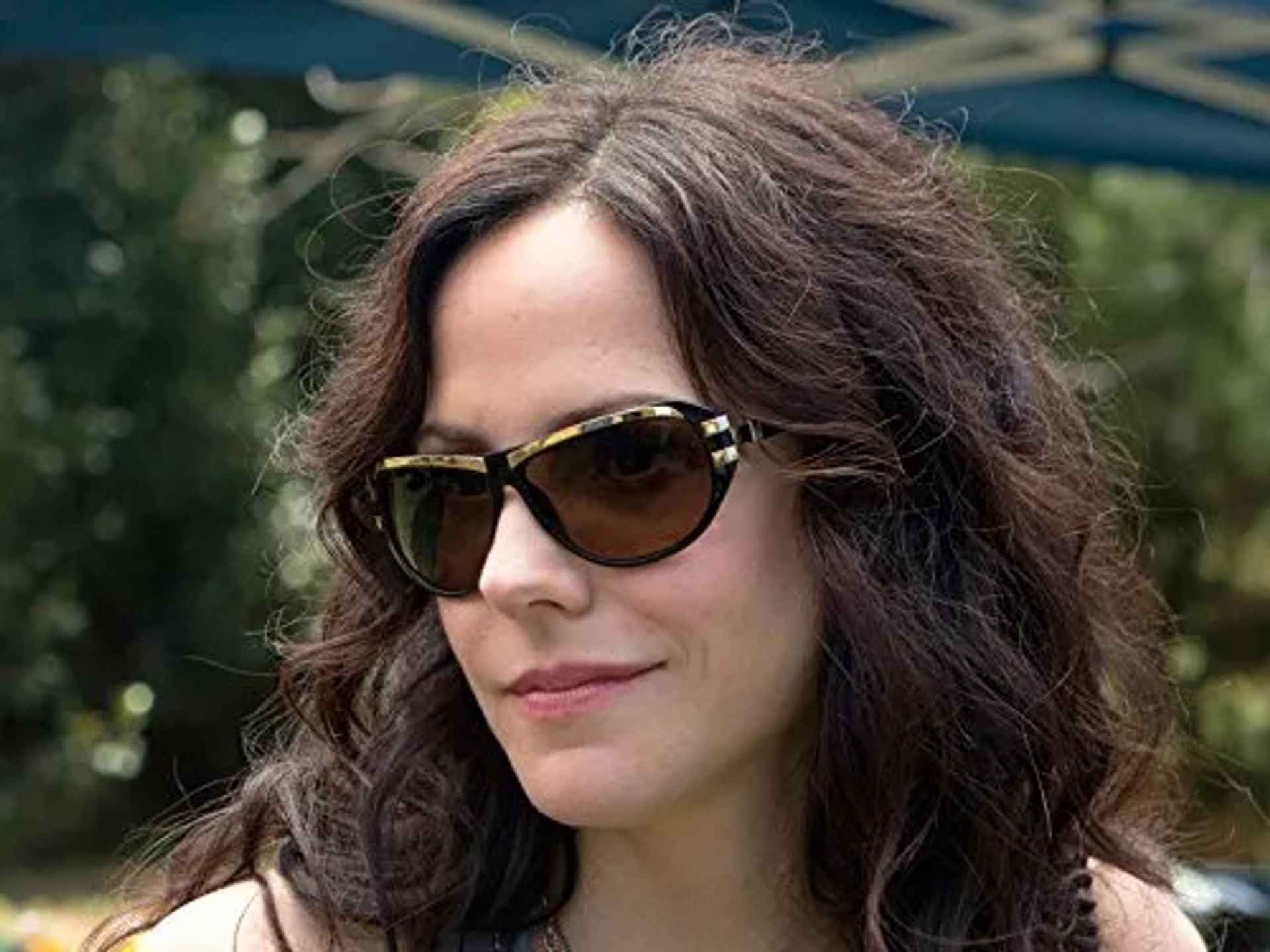 Mary-Louise Parker in Weeds (2005)