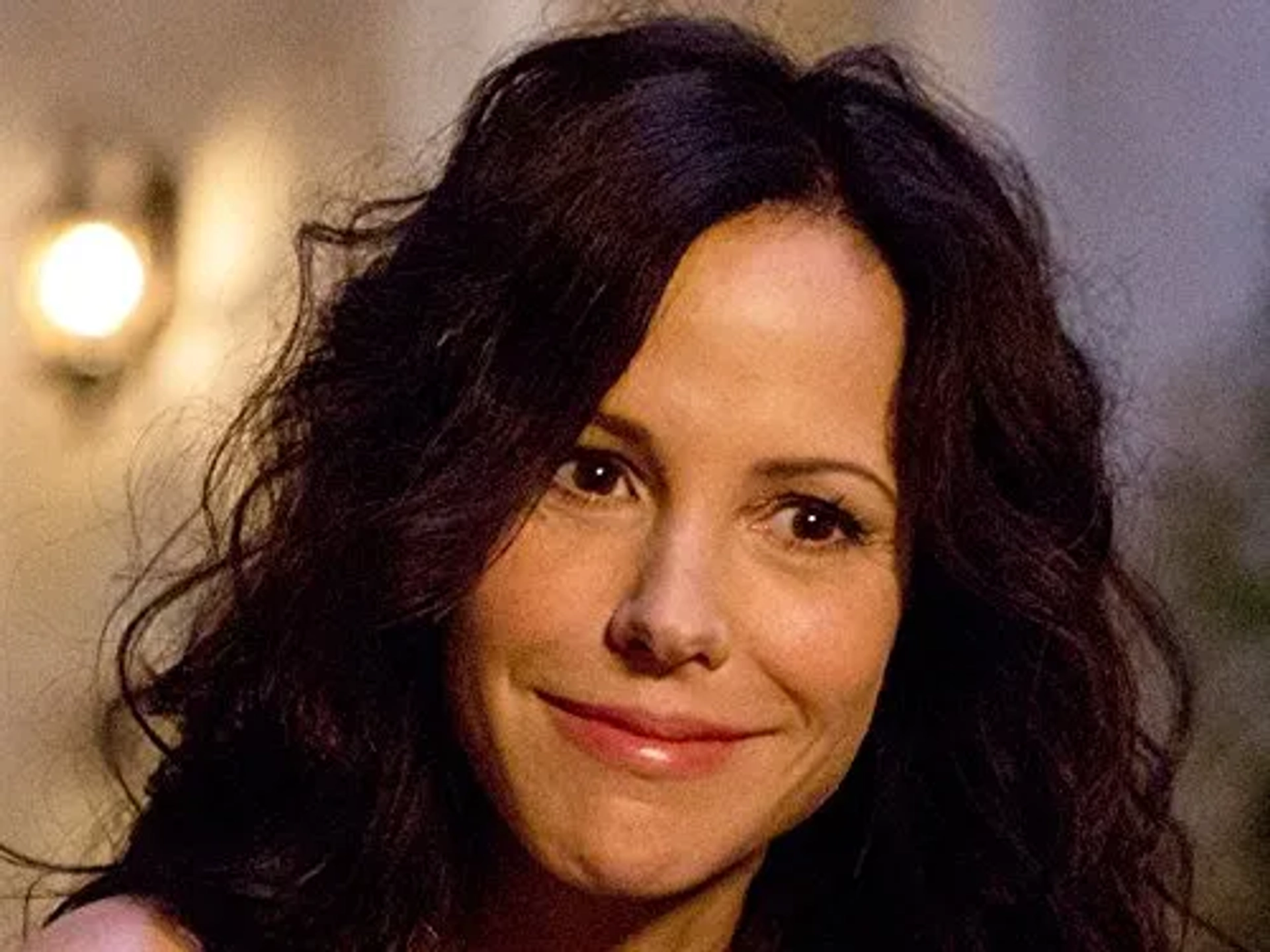 Mary-Louise Parker in Weeds (2005)
