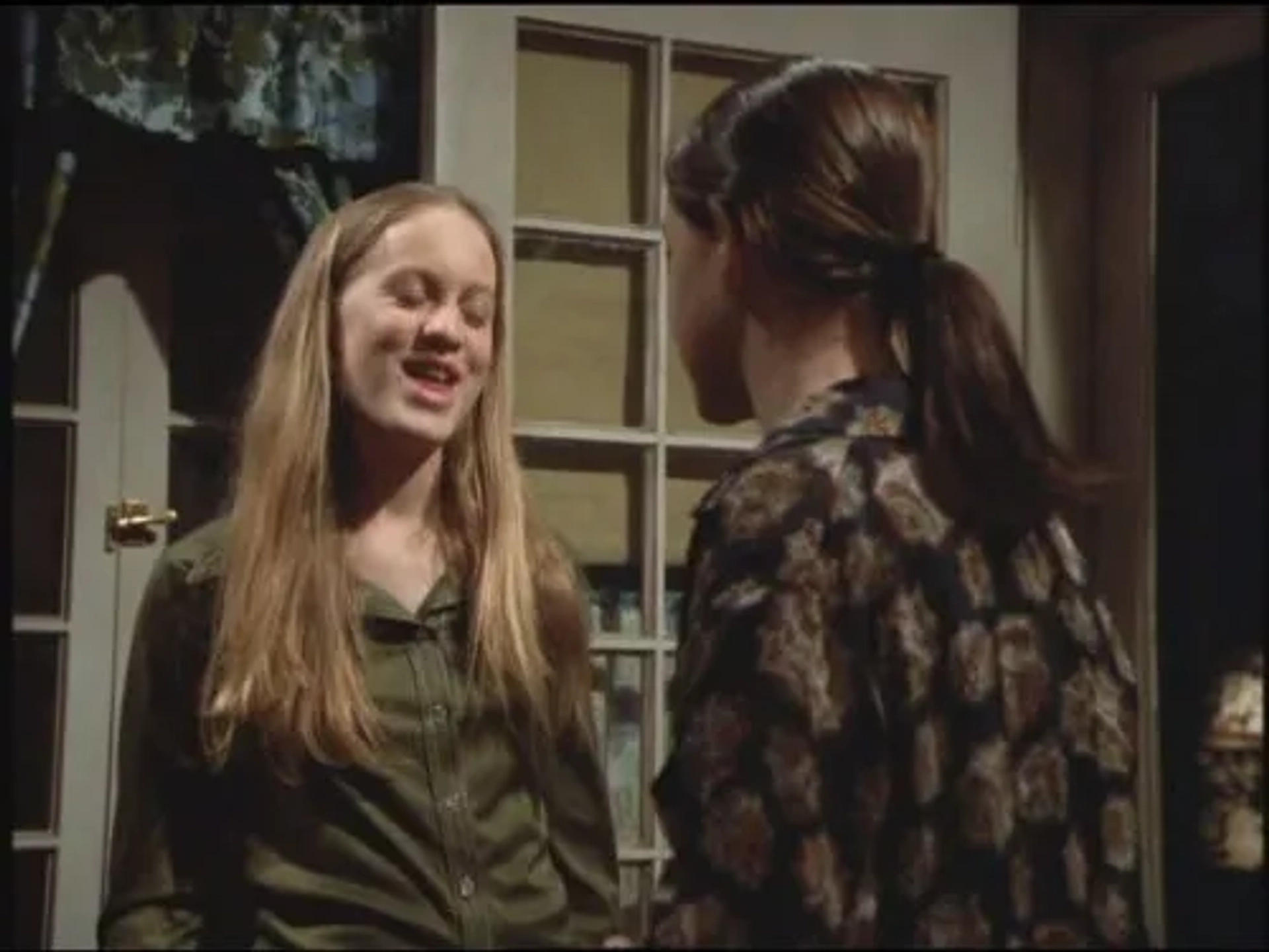 Shay Astar and Joseph Gordon-Levitt in 3rd Rock from the Sun (1996)
