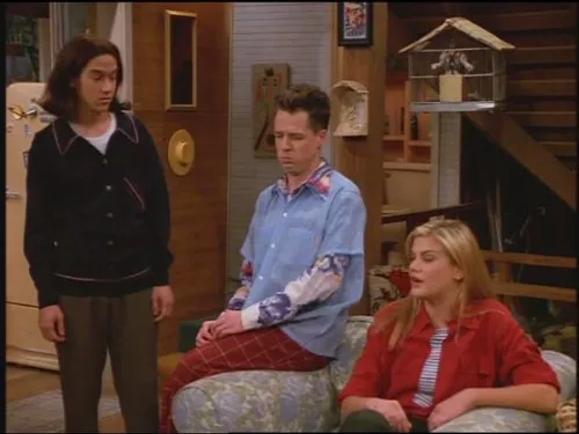 Kristen Johnston, Joseph Gordon-Levitt, and French Stewart in 3rd Rock from the Sun (1996)