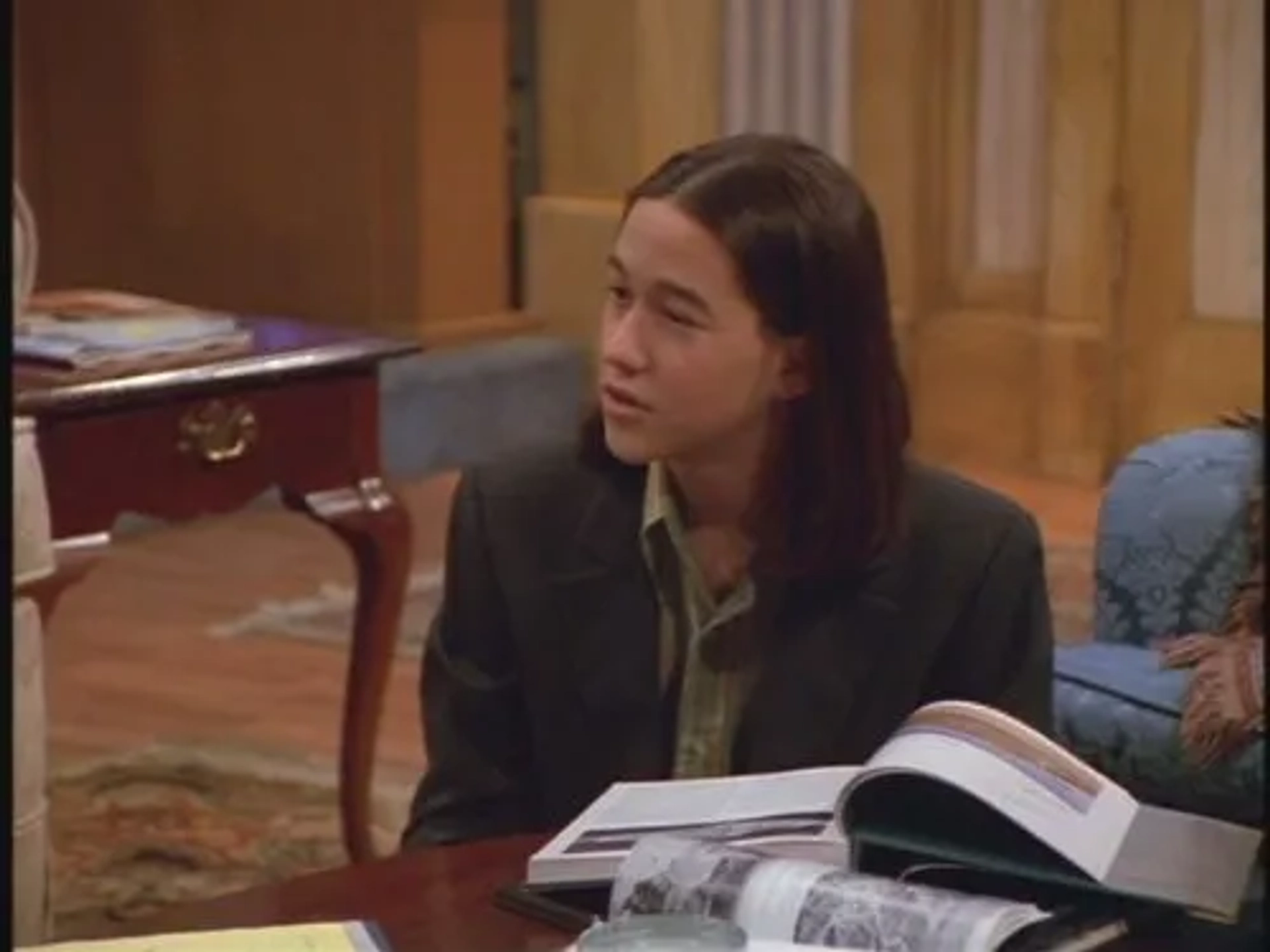 Joseph Gordon-Levitt in 3rd Rock from the Sun (1996)