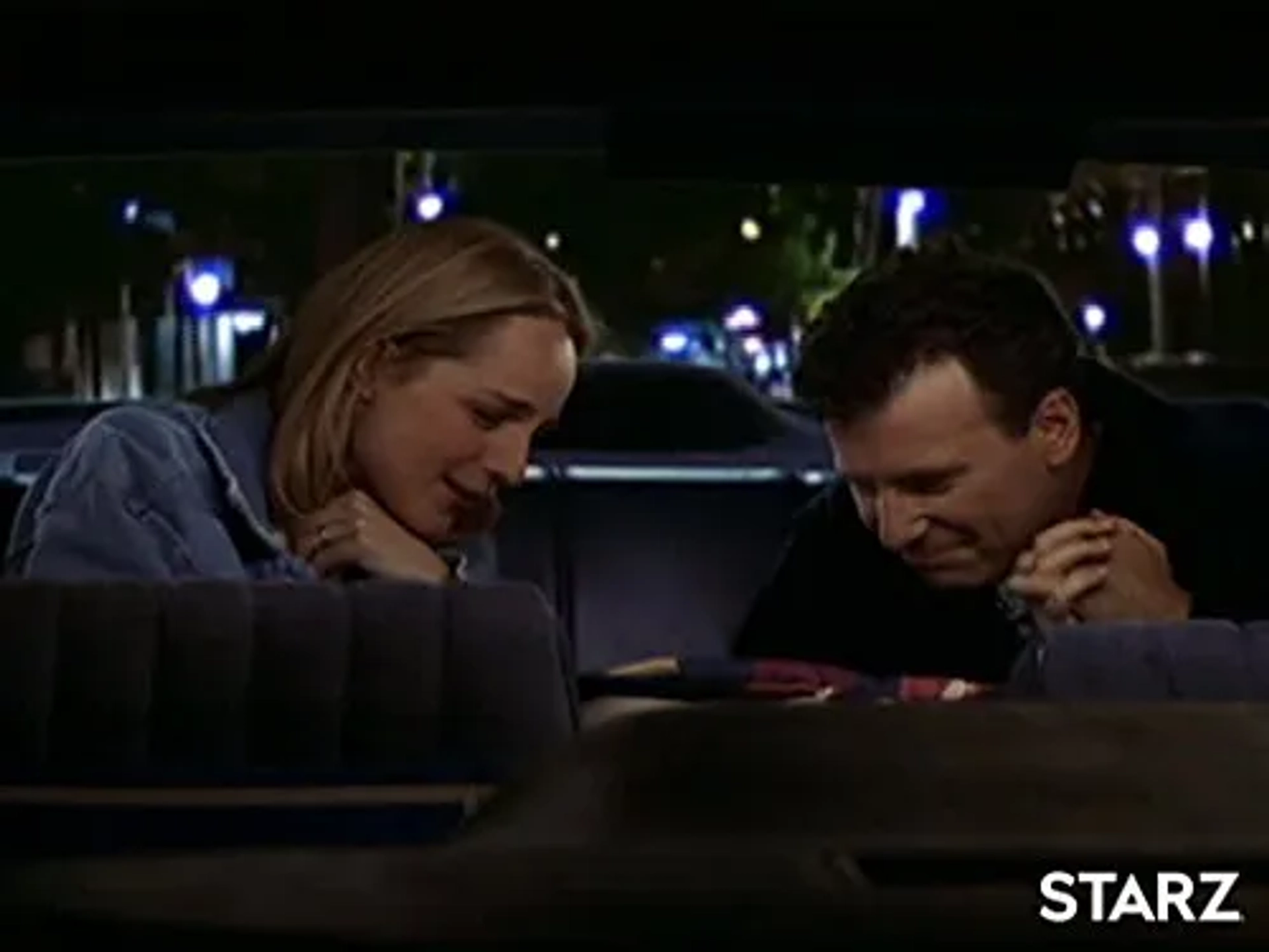 Helen Hunt and Paul Reiser in Mad About You (1992)