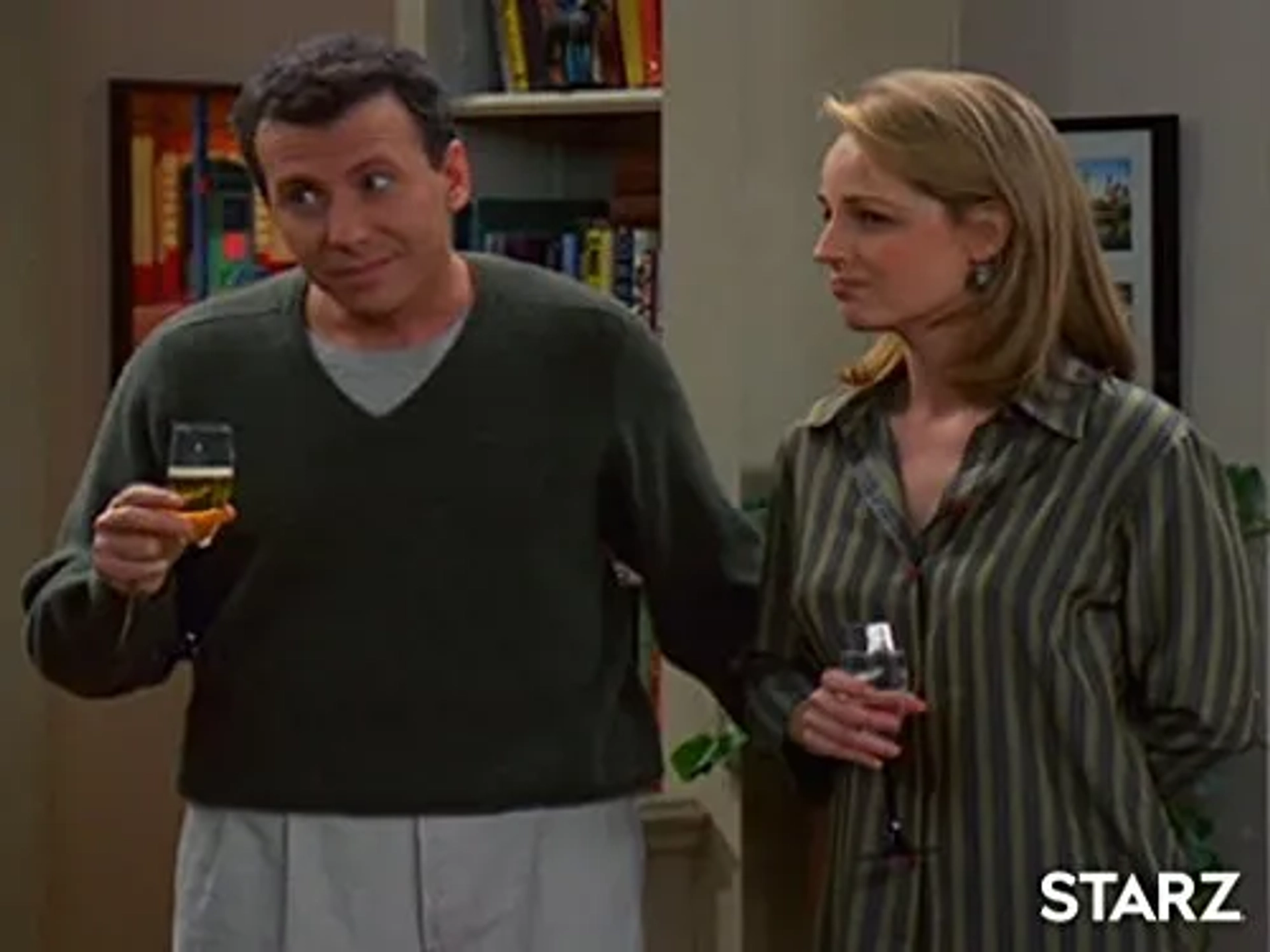 Helen Hunt and Paul Reiser in Mad About You (1992)