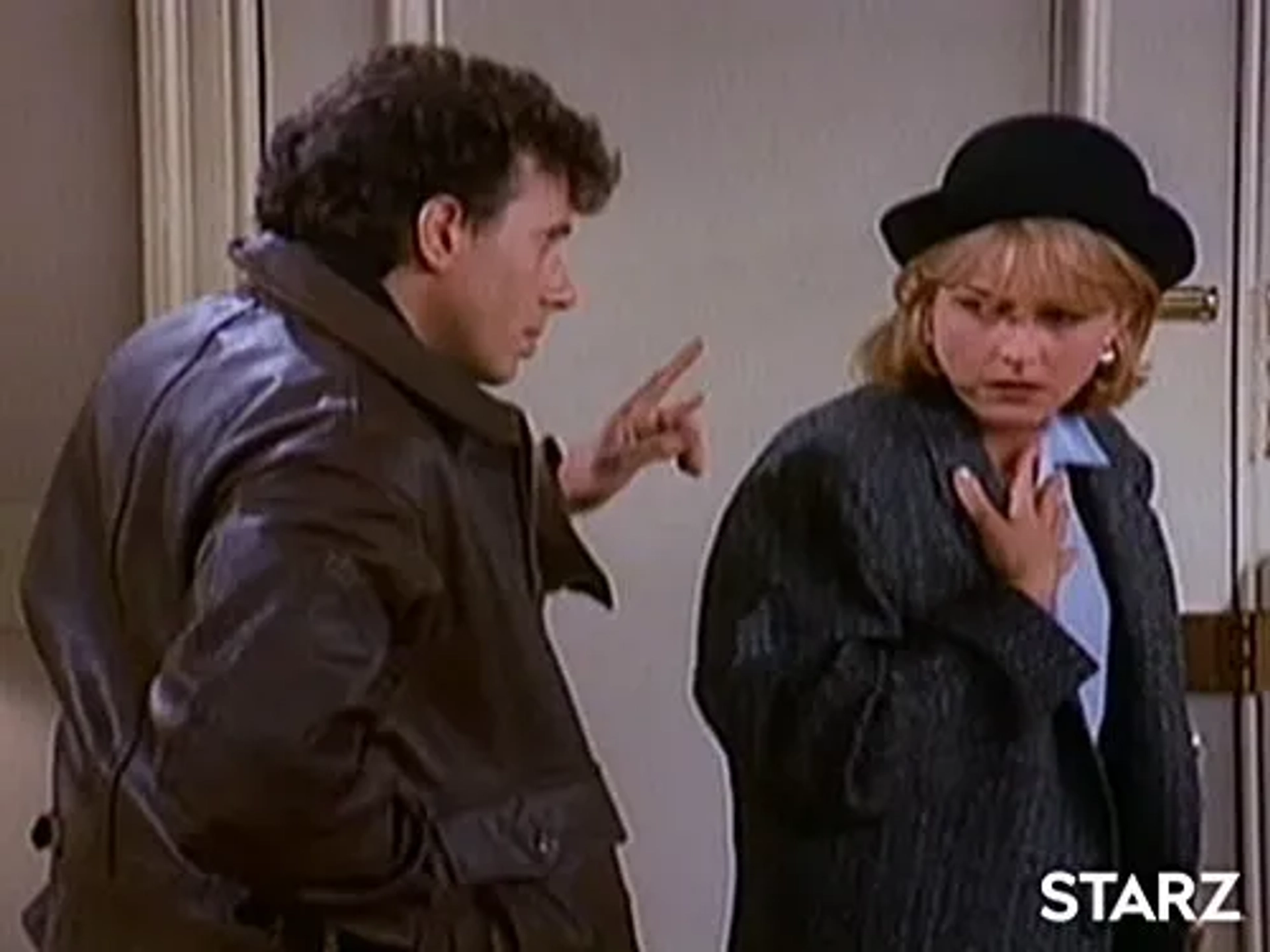 Helen Hunt and Paul Reiser in Mad About You (1992)