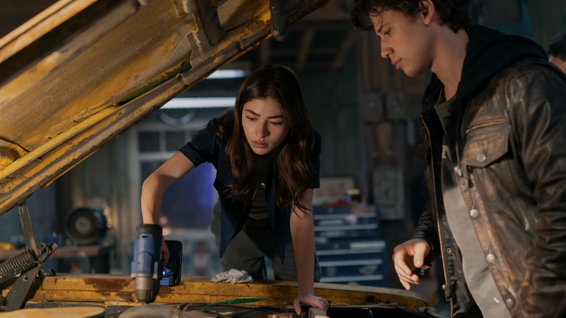 Uriah Shelton and Melissa Collazo in Motorheads (2025)