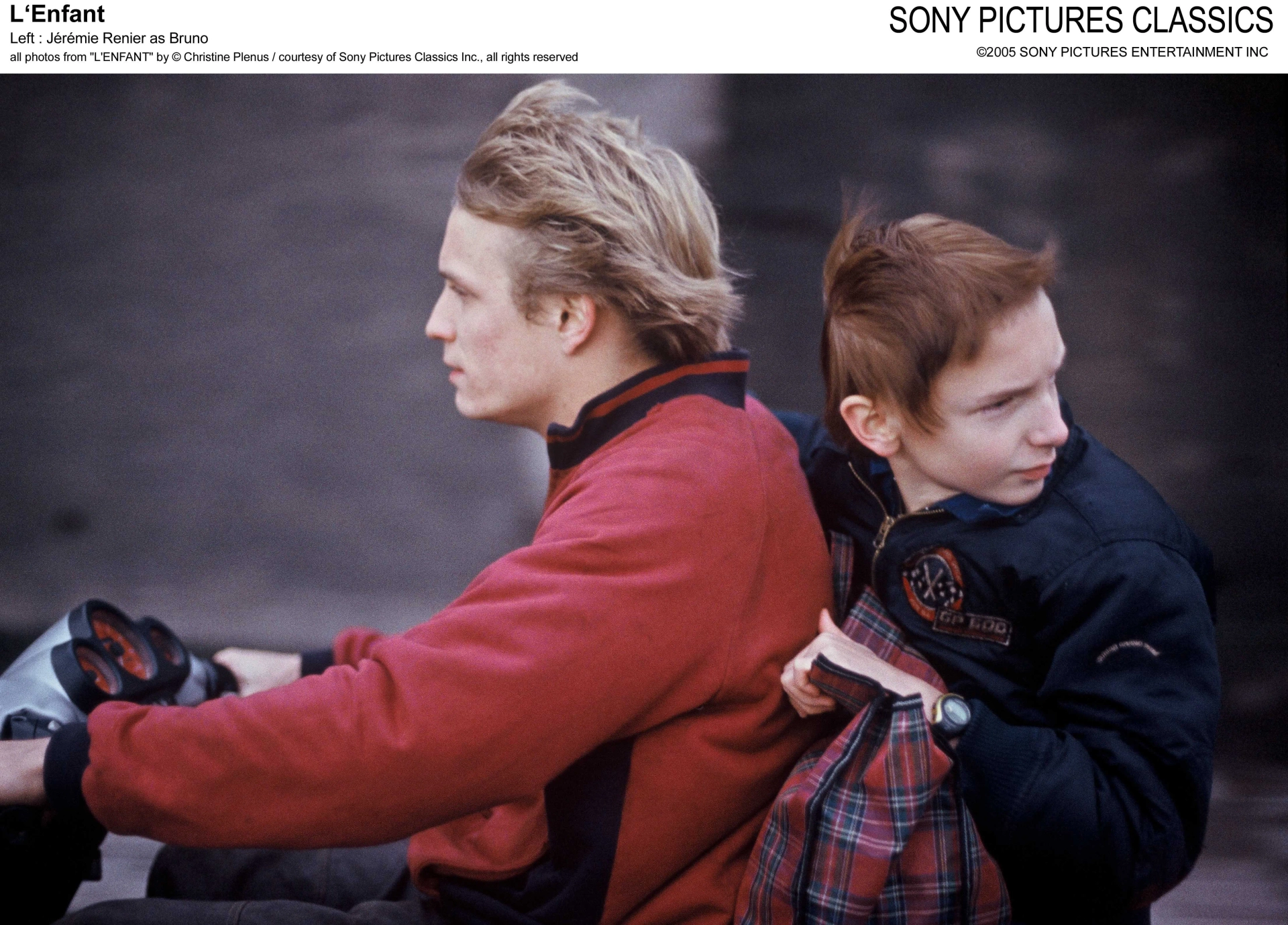 Jérémie Renier and Jérémie Segard in The Child (2005)