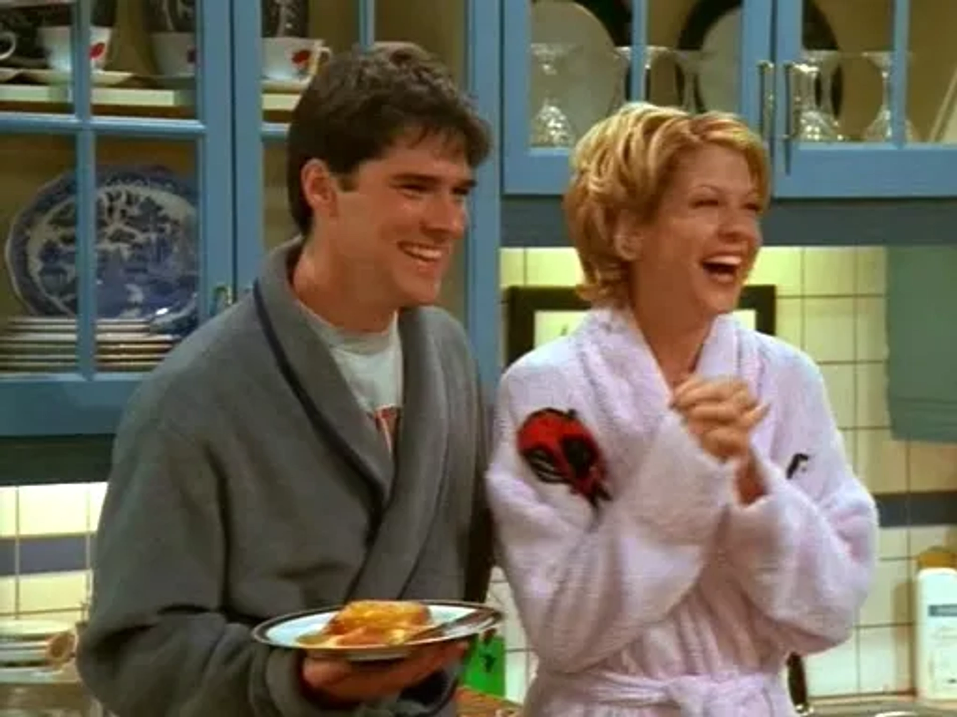 Jenna Elfman and Thomas Gibson in Dharma & Greg (1997)