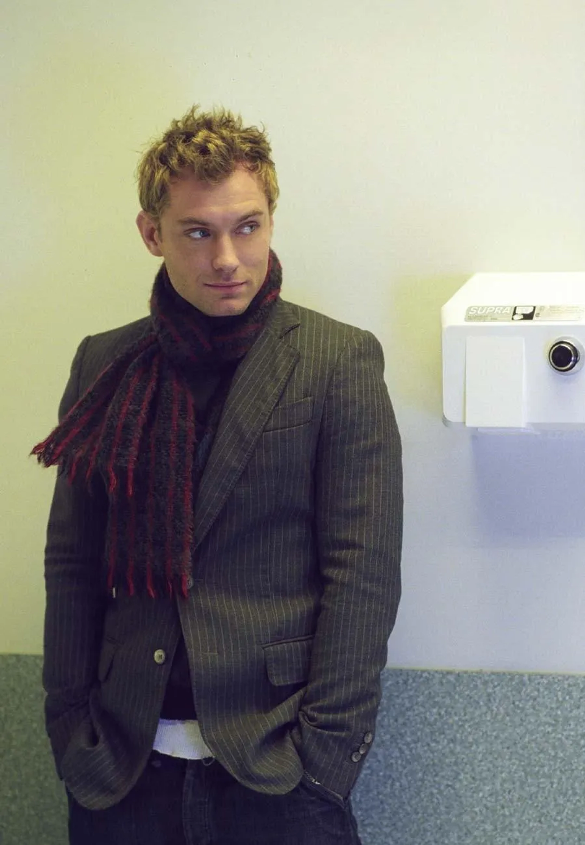 Jude Law in Alfie (2004)
