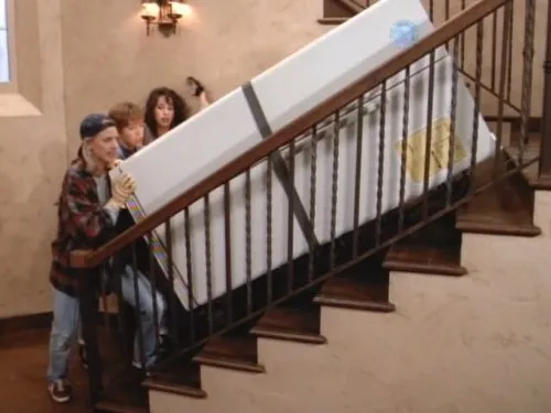 Ellen DeGeneres, Holly Fulger, and Maggie Wheeler in Ellen (1994)