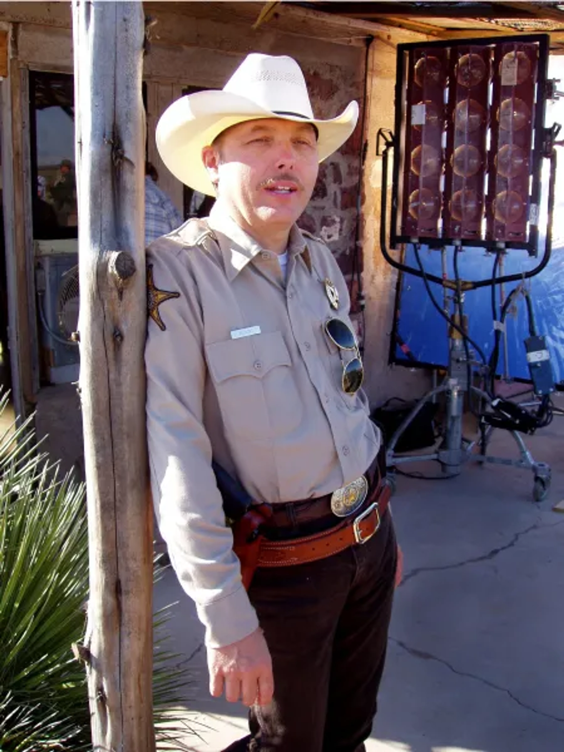 Dwight Yoakam in The Three Burials of Melquiades Estrada (2005)