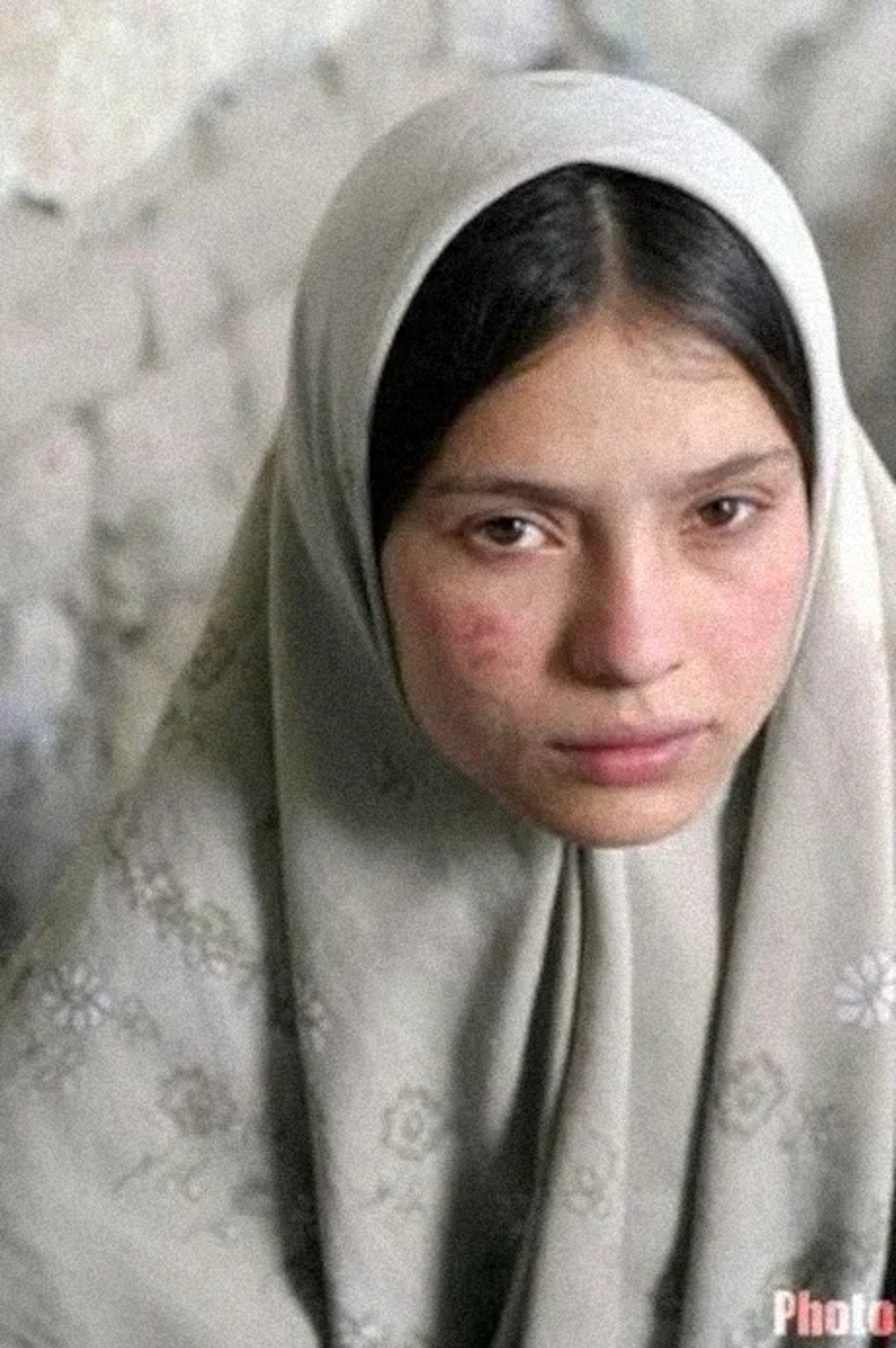 Marina Golbahari in Osama (2003)