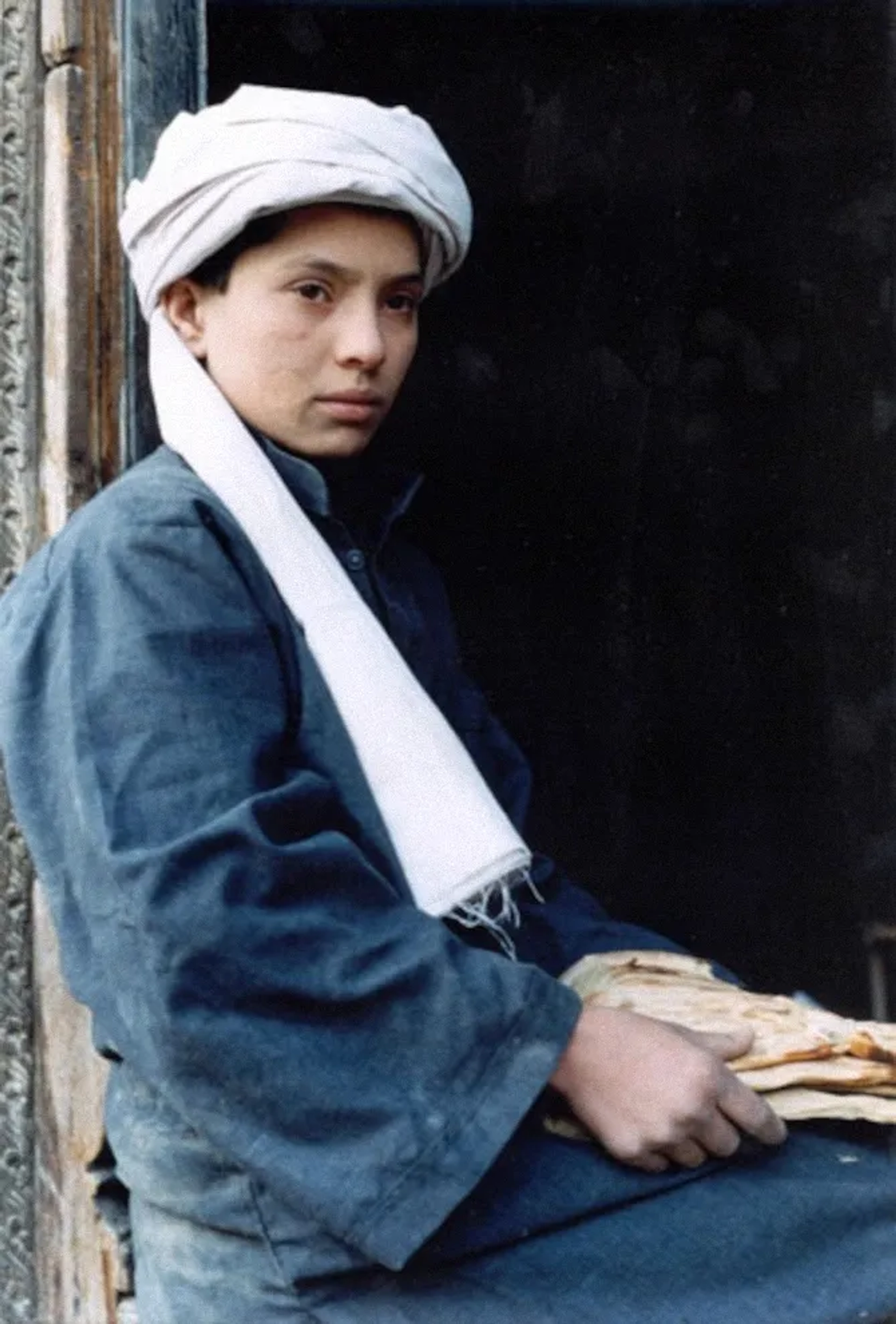 Marina Golbahari in Osama (2003)