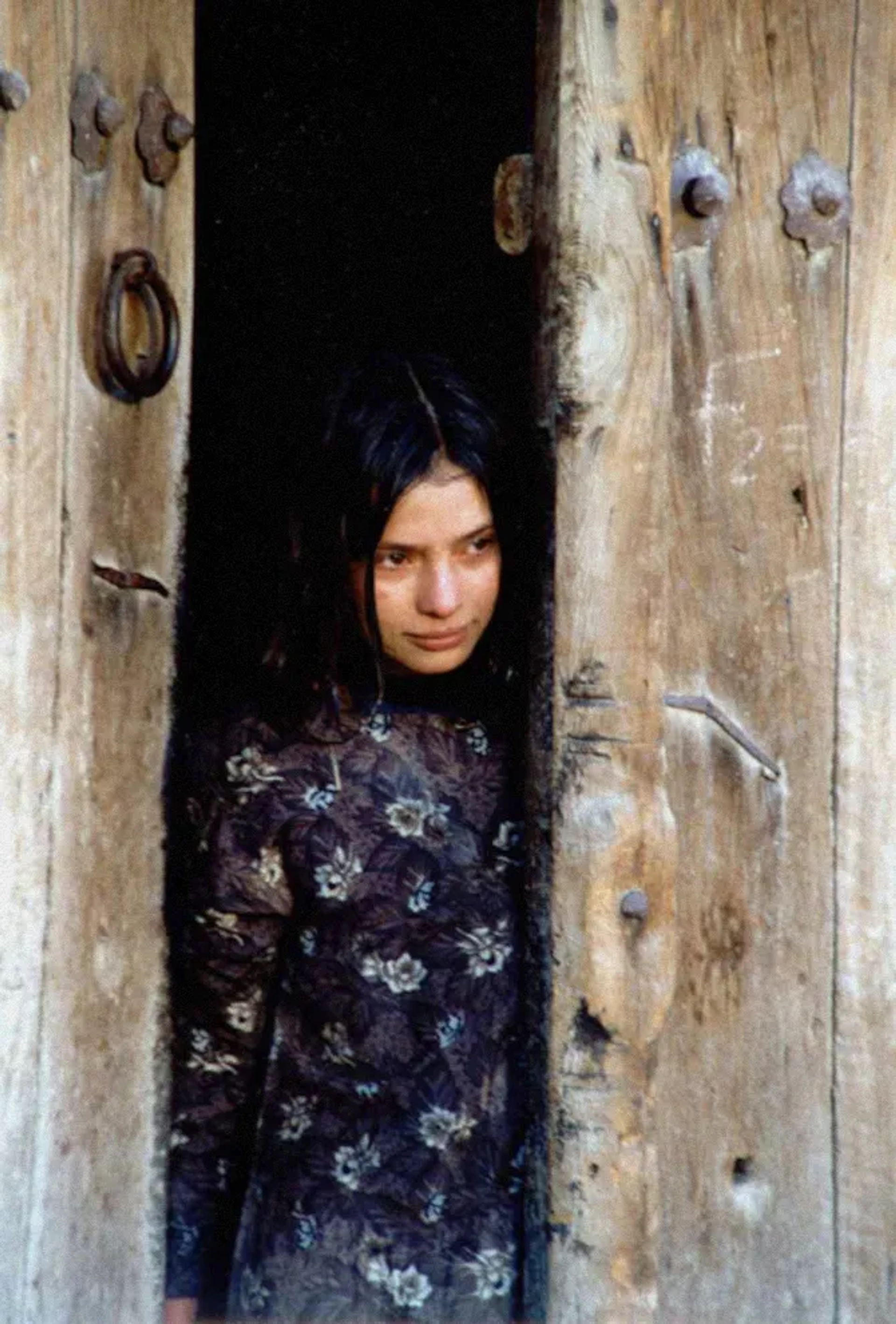 Marina Golbahari in Osama (2003)