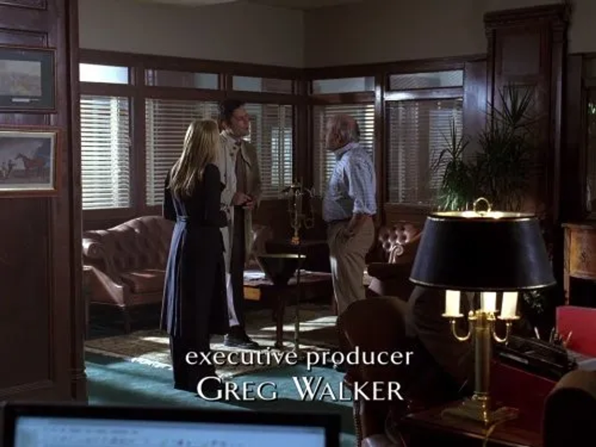 Enrique Murciano, Louis Giambalvo, and Poppy Montgomery in Without a Trace (2002)