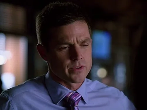 Eric Close in Without a Trace (2002)