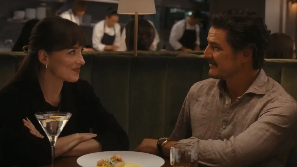 داکوتا جانسون پدرو پاسکال لباسهایم را قرض میگیرد