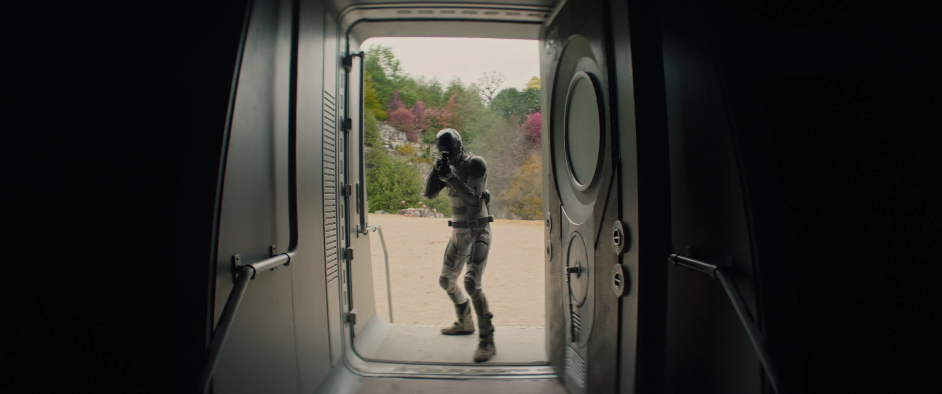 Alexander Skarsgård in Murderbot (2025)