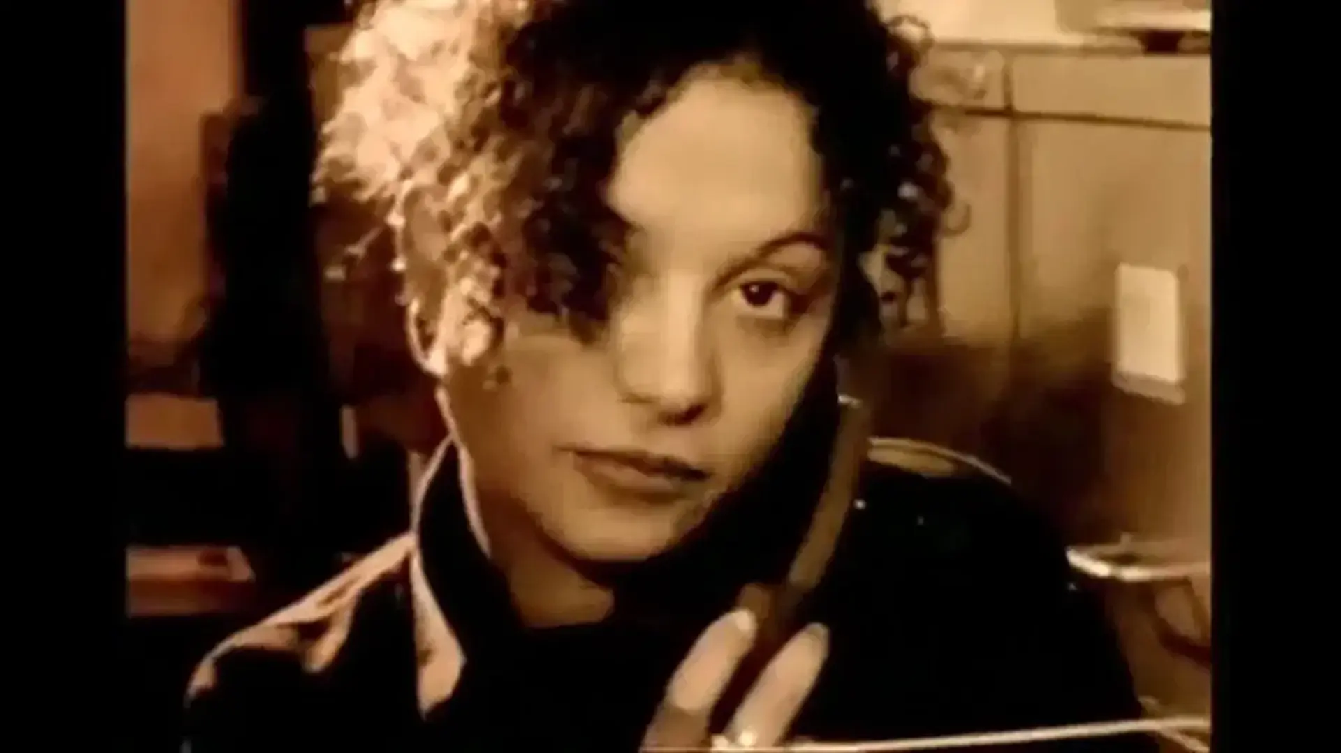 فیلم کوتاه نعل اسب (Horseshoe 1998)