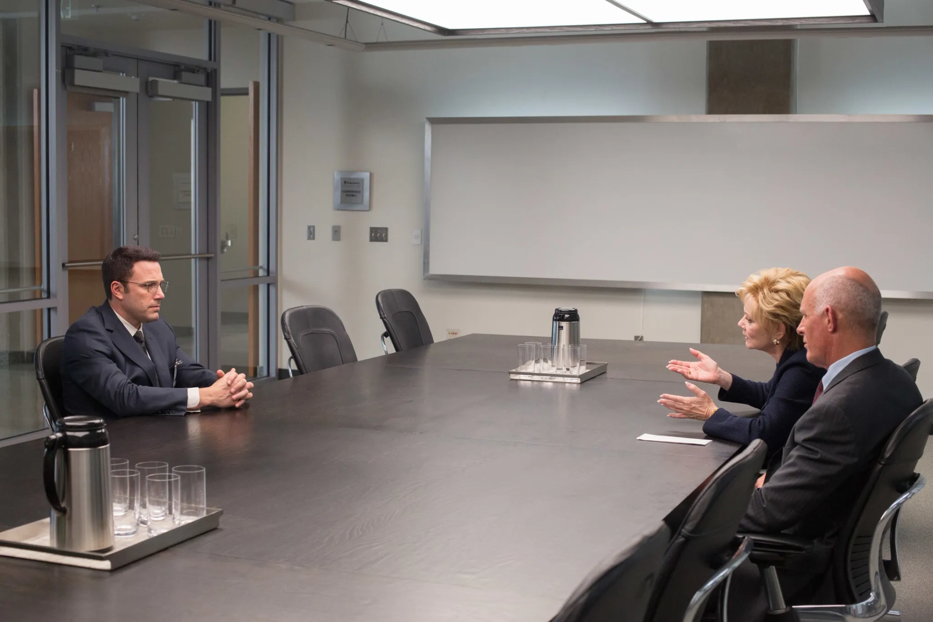 Ben Affleck, Jean Smart, and Andy Umberger in The Accountant (2016)