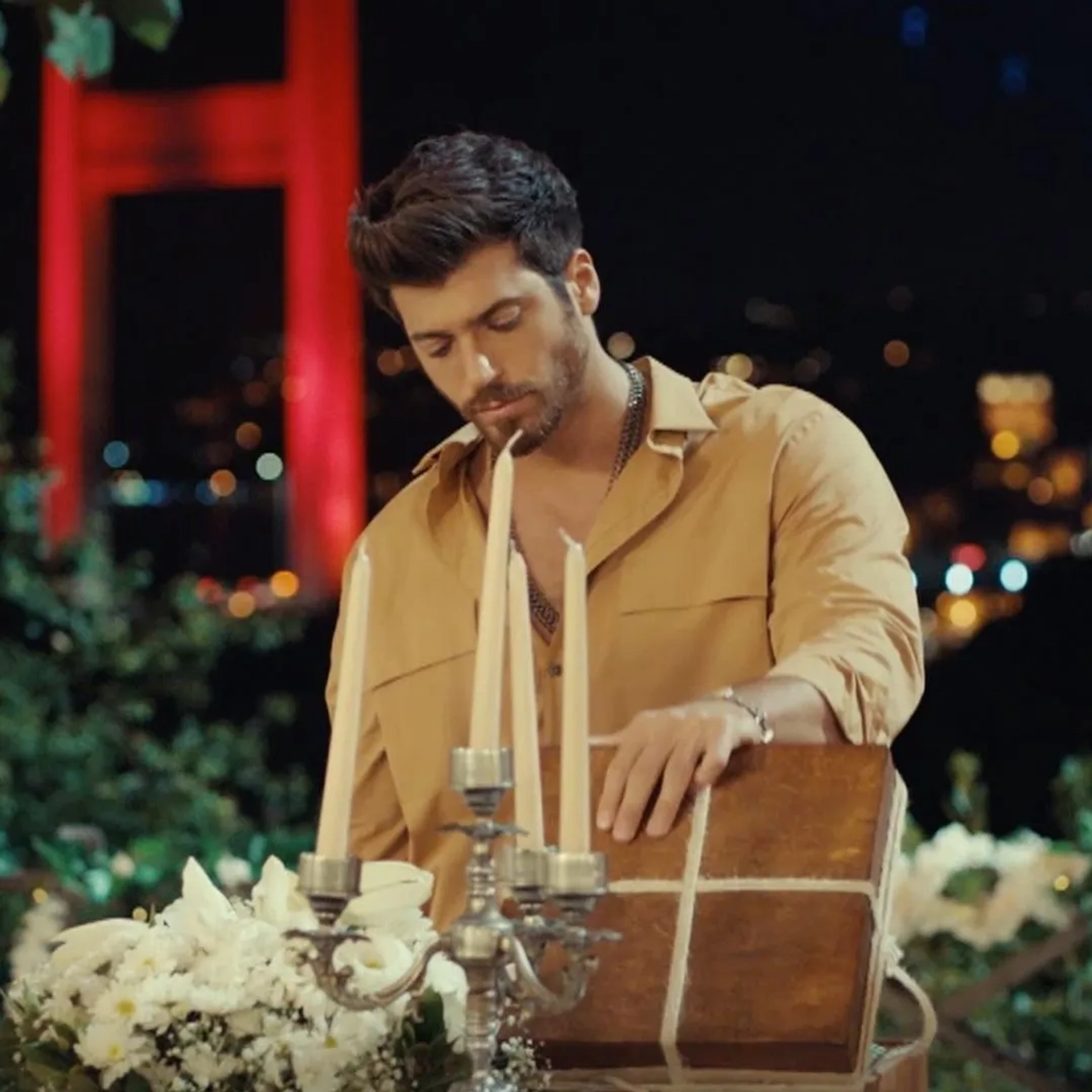 Can Yaman in Mr. Wrong (2020)