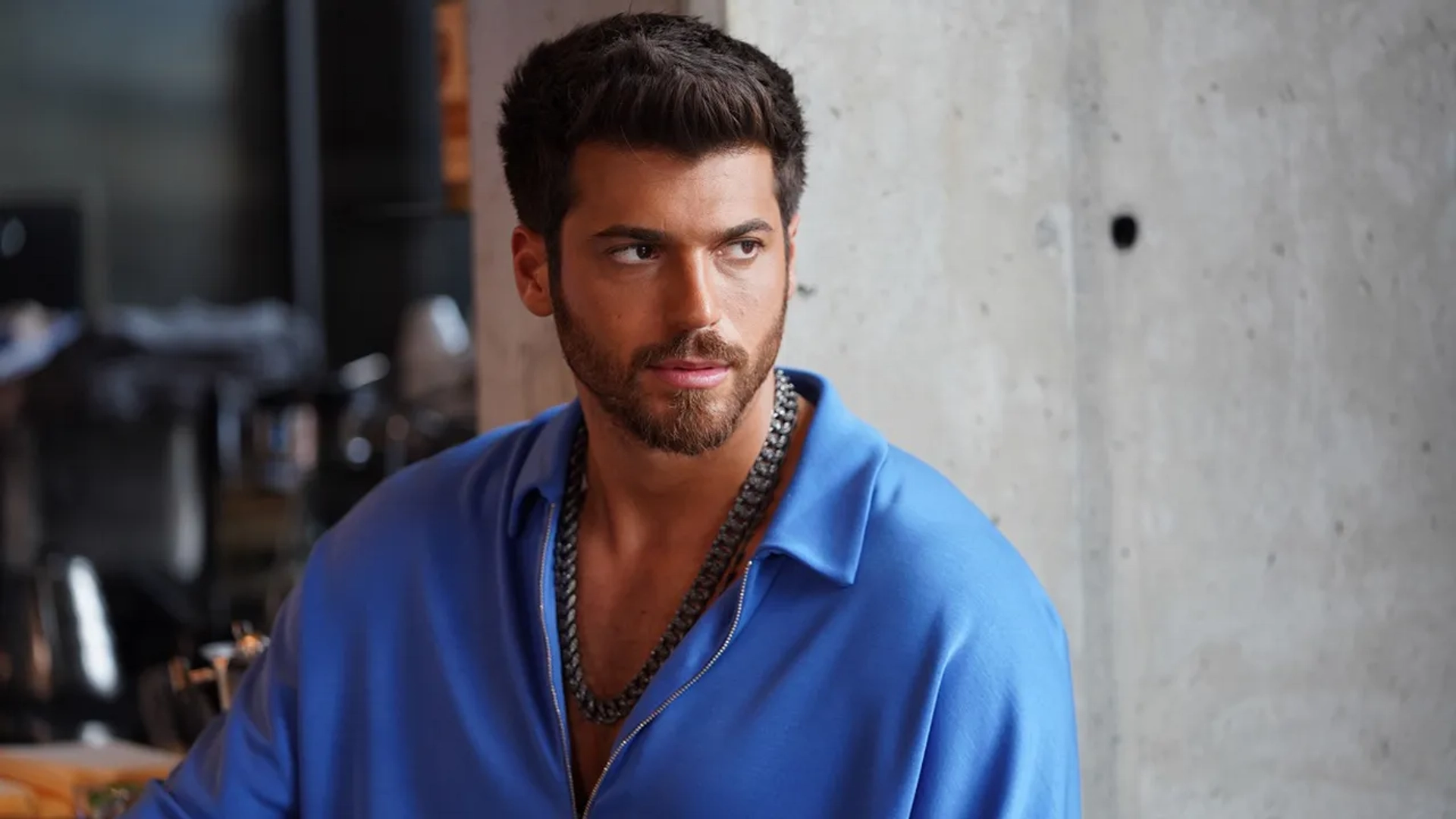 Can Yaman in Mr. Wrong (2020)