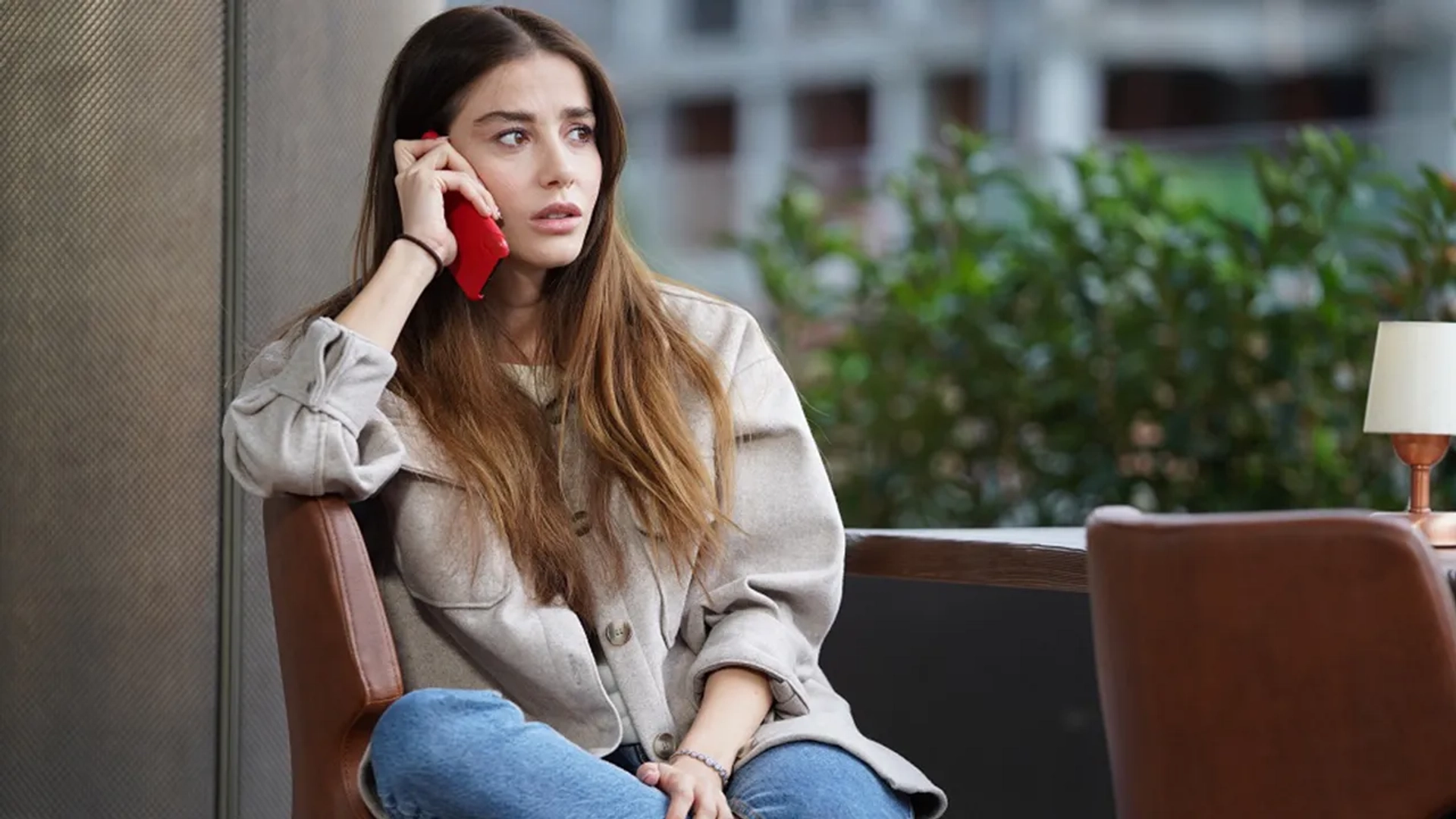 Özge Gürel in Mr. Wrong (2020)