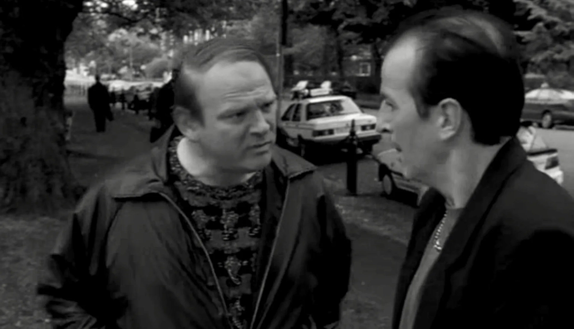 Brendan Gleeson and Sean McGinley in The General (1998)
