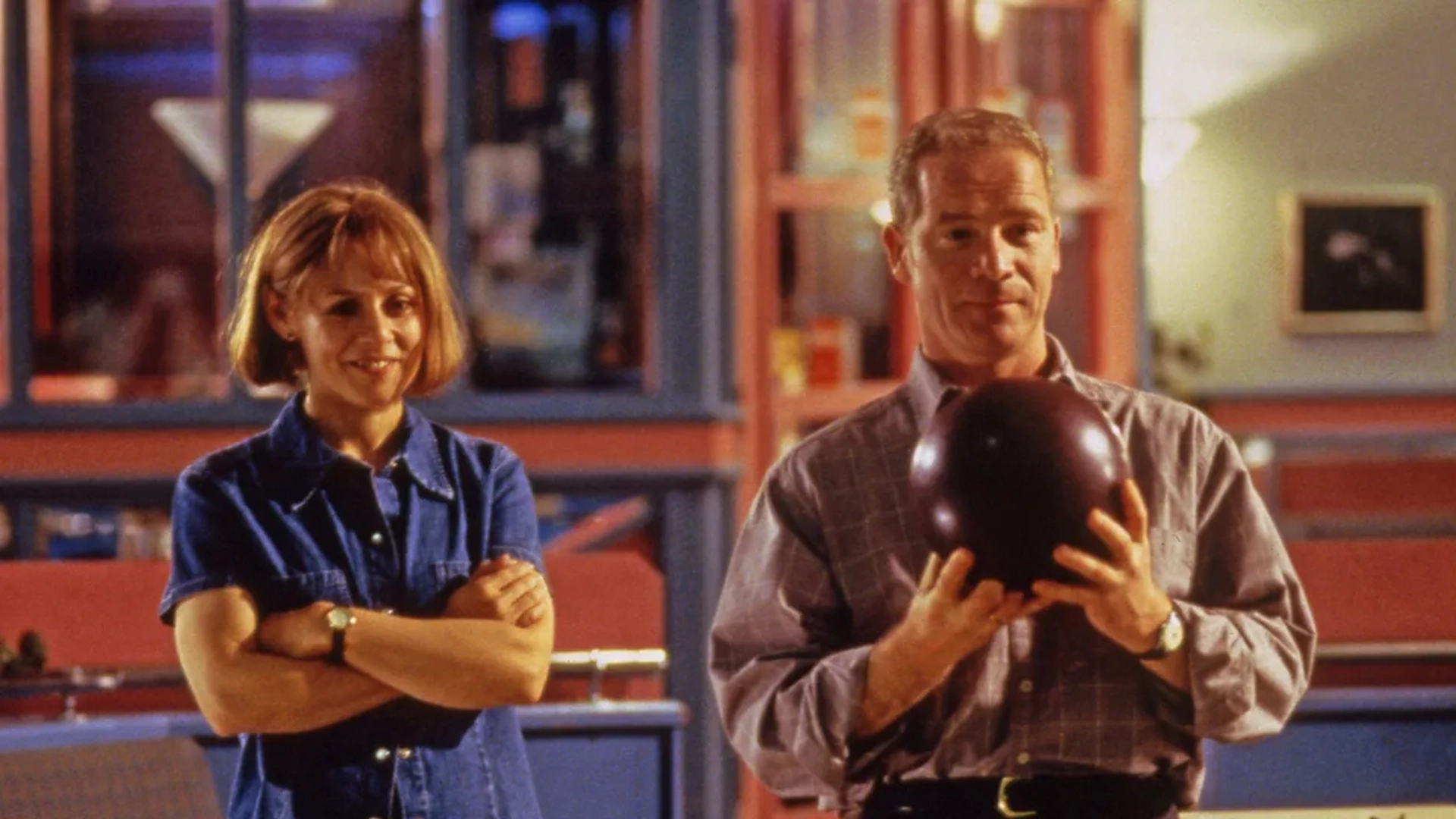 Louise Goodall and Peter Mullan in My Name Is Joe (1998)