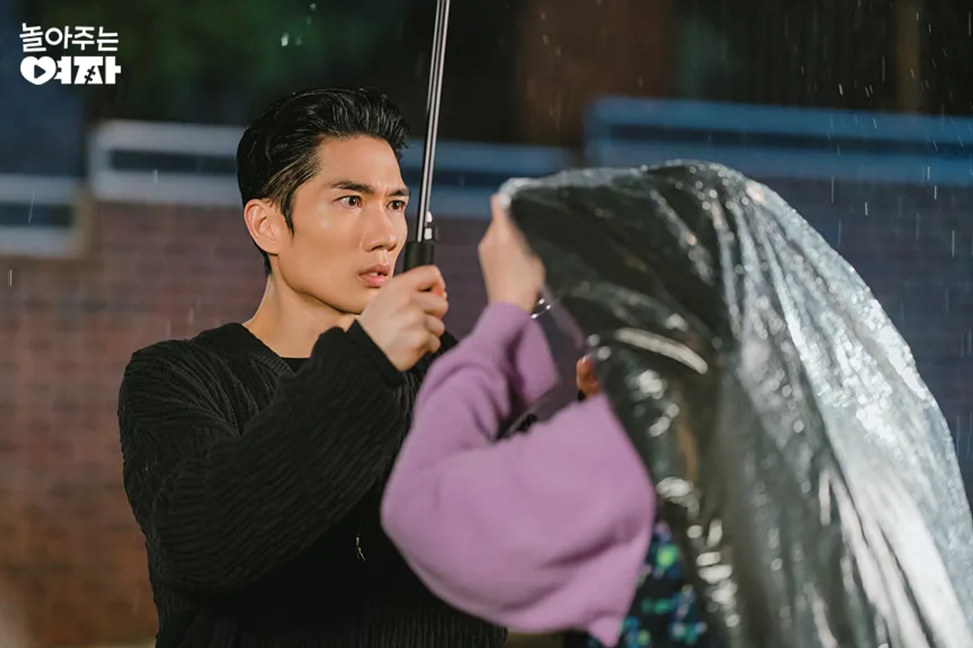 Um Tae-goo and Han Sun-hwa in My Sweet Mobster (2024)