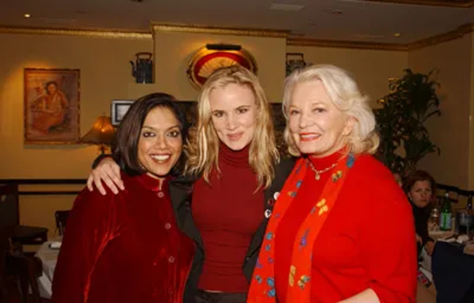 Juliette Lewis, Gena Rowlands, and Mira Nair at an event for Hysterical Blindness (2002)