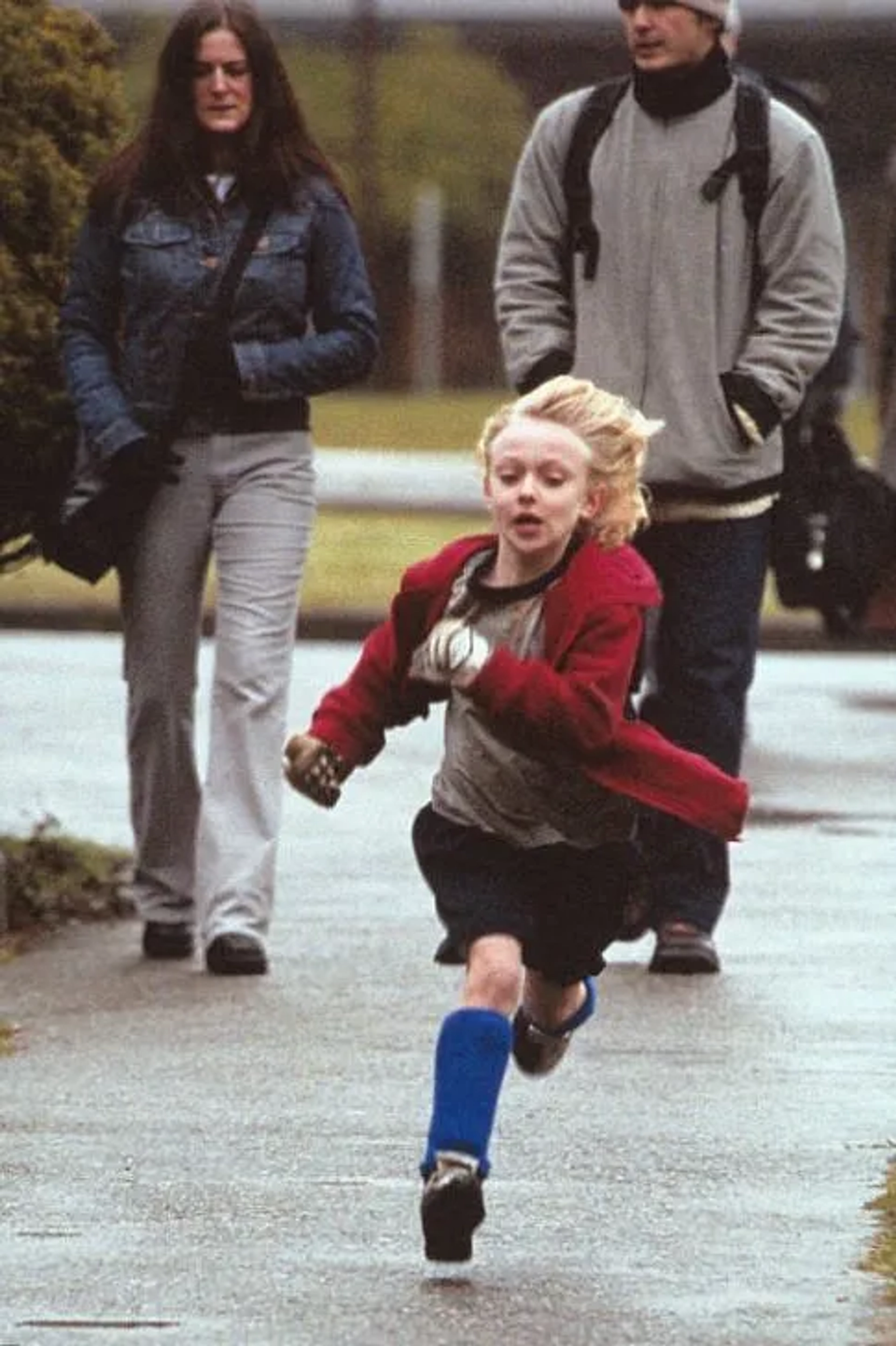 Dakota Fanning in Taken (2002)