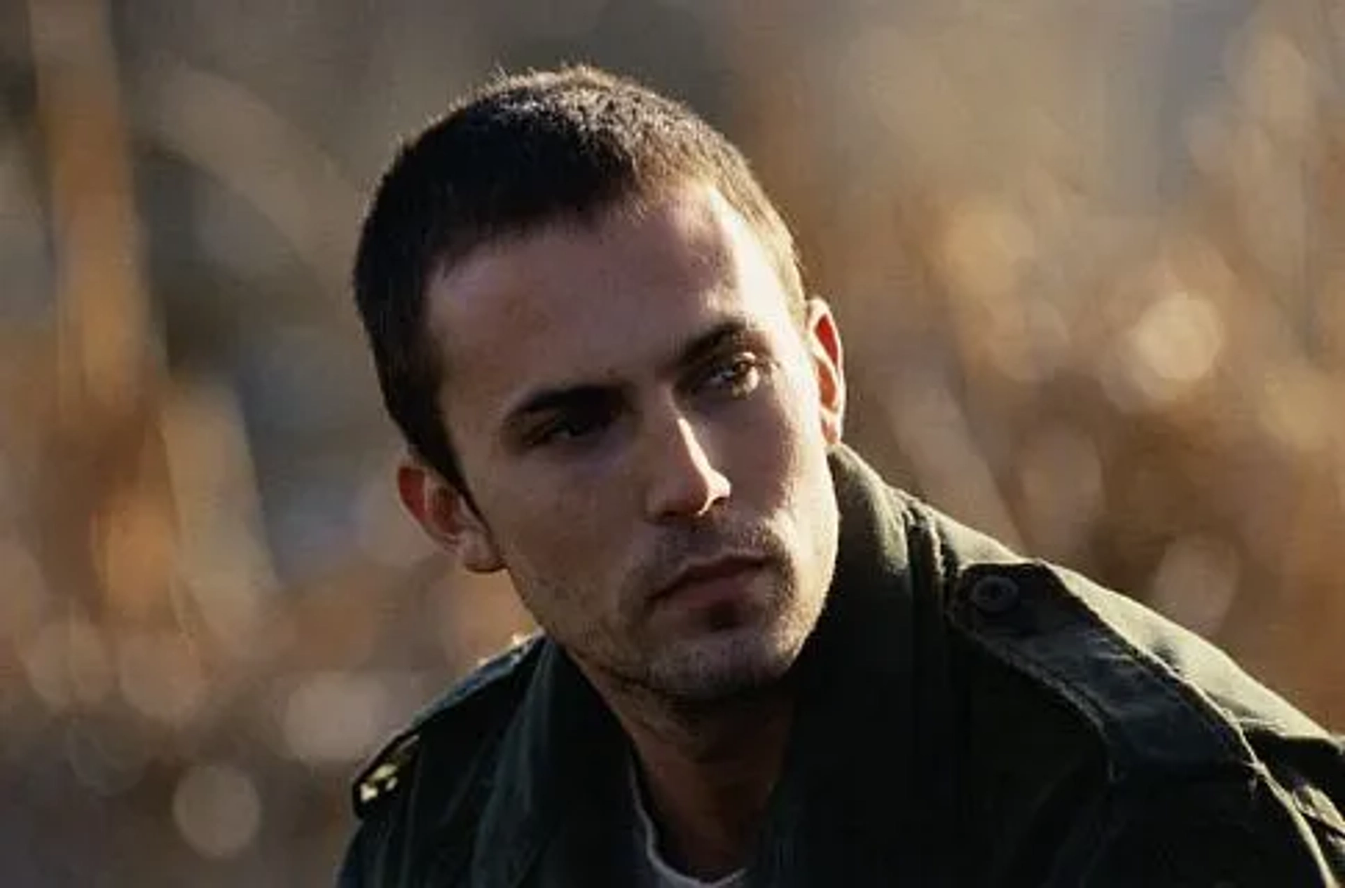 Desmond Harrington in Taken (2002)
