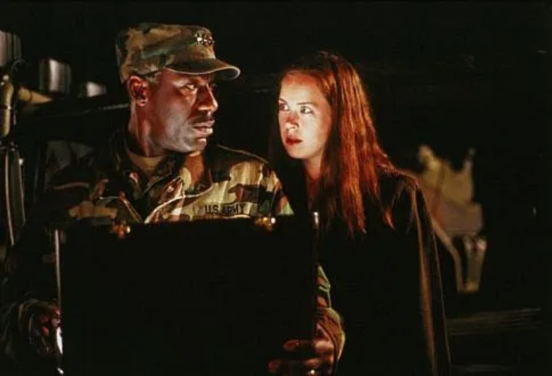 James McDaniel and Heather Donahue in Taken (2002)