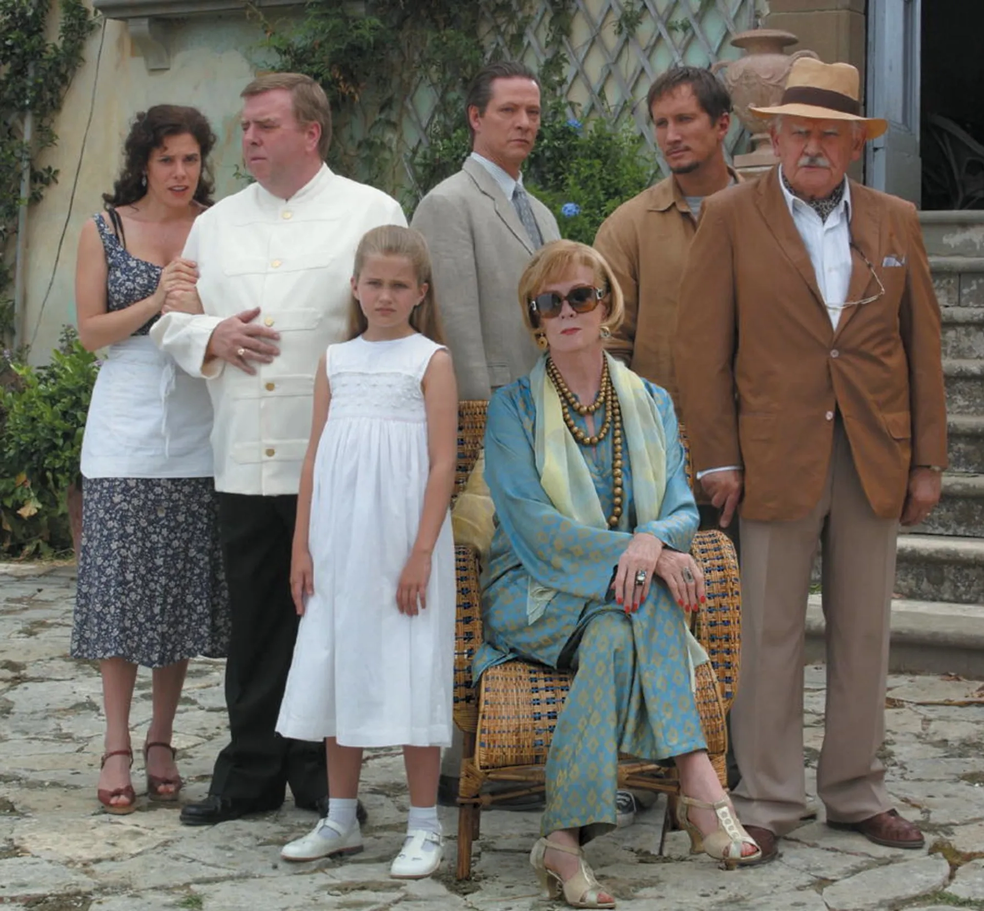 Maggie Smith, Timothy Spall, Ronnie Barker, Chris Cooper, Benno Fürmann, and Emmy Clarke in My House in Umbria (2003)