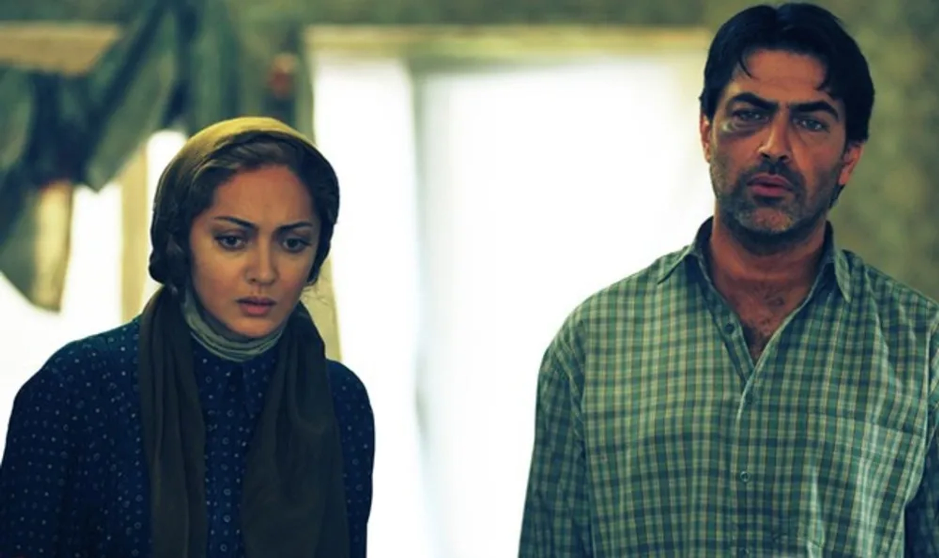 Niki Karimi and Parsa Pirouzfar in Life Is Elsewhere (2014)