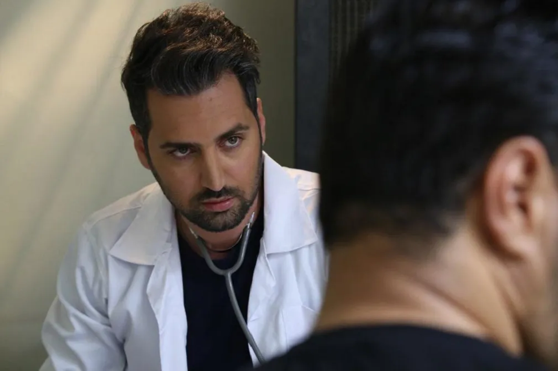 Mehdi Khosravi in Reversed Seven (2017)
