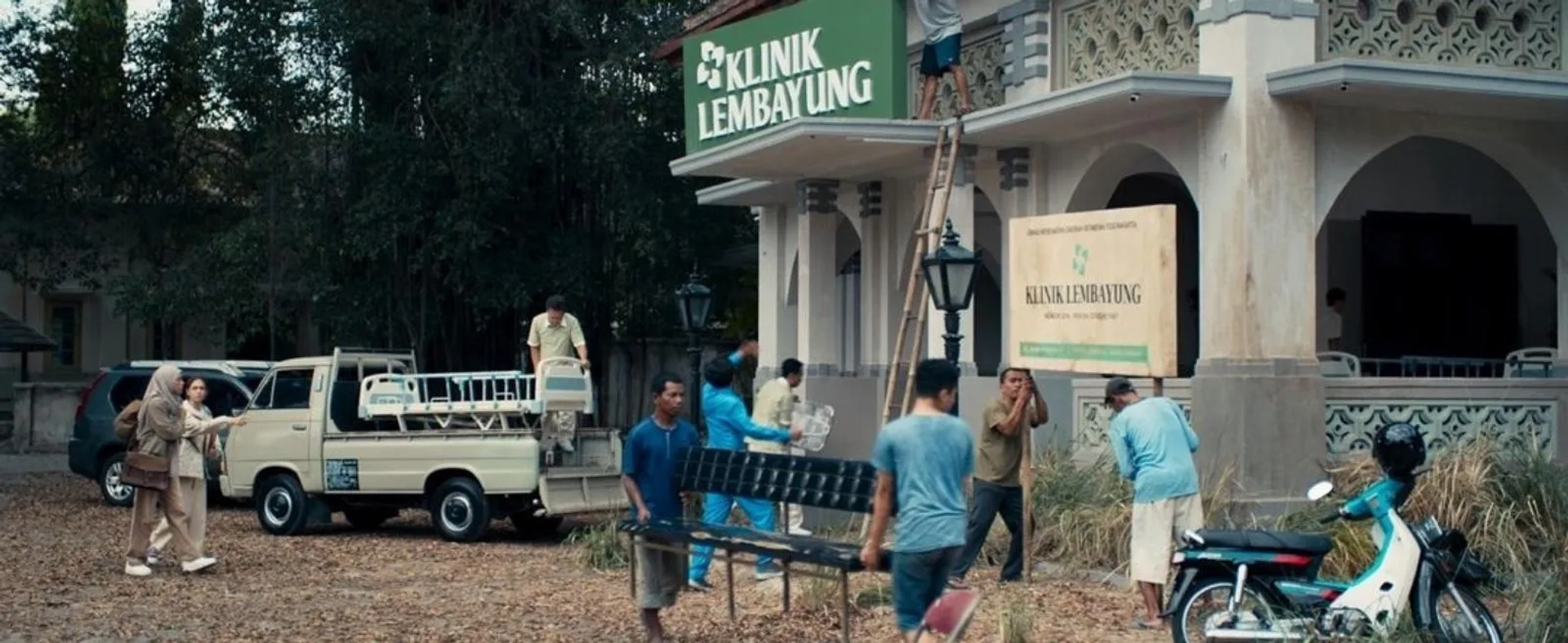 Yasamin Jasem and Taskya Namya in Lembayung (2024)