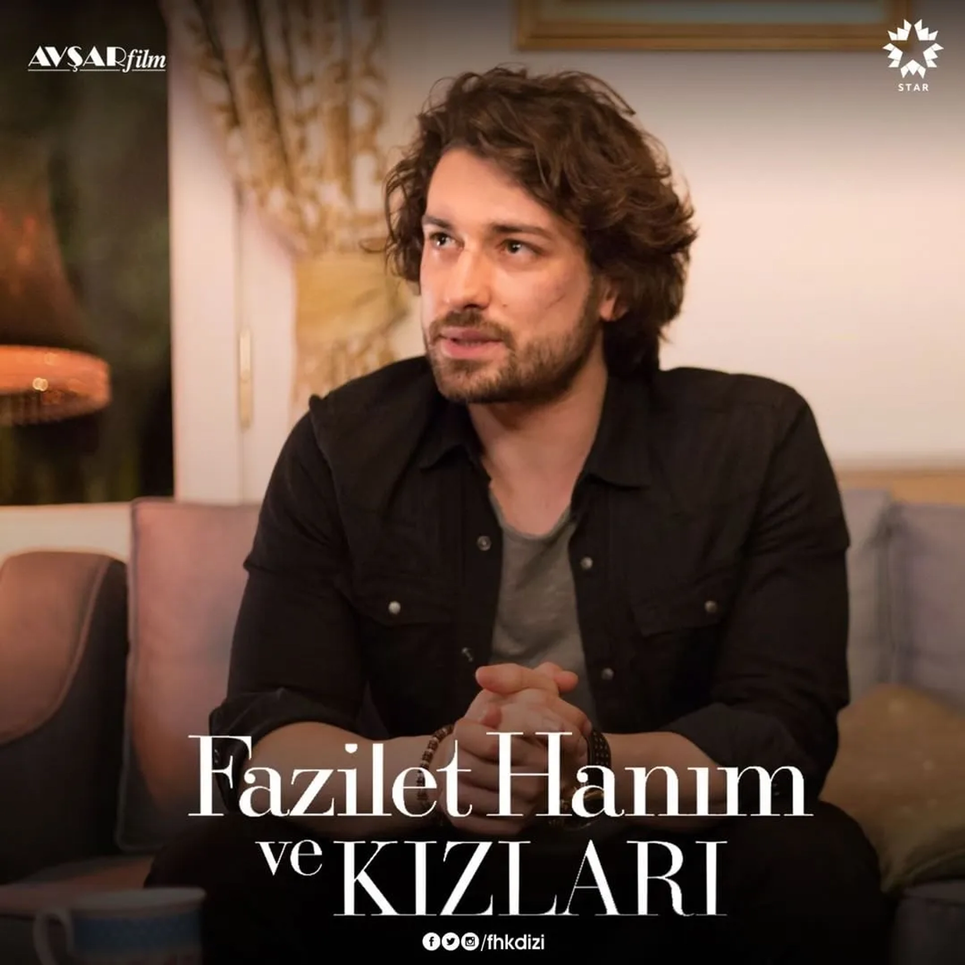 Alp Navruz in Mrs. Fazilet and Her Daughters (2017)