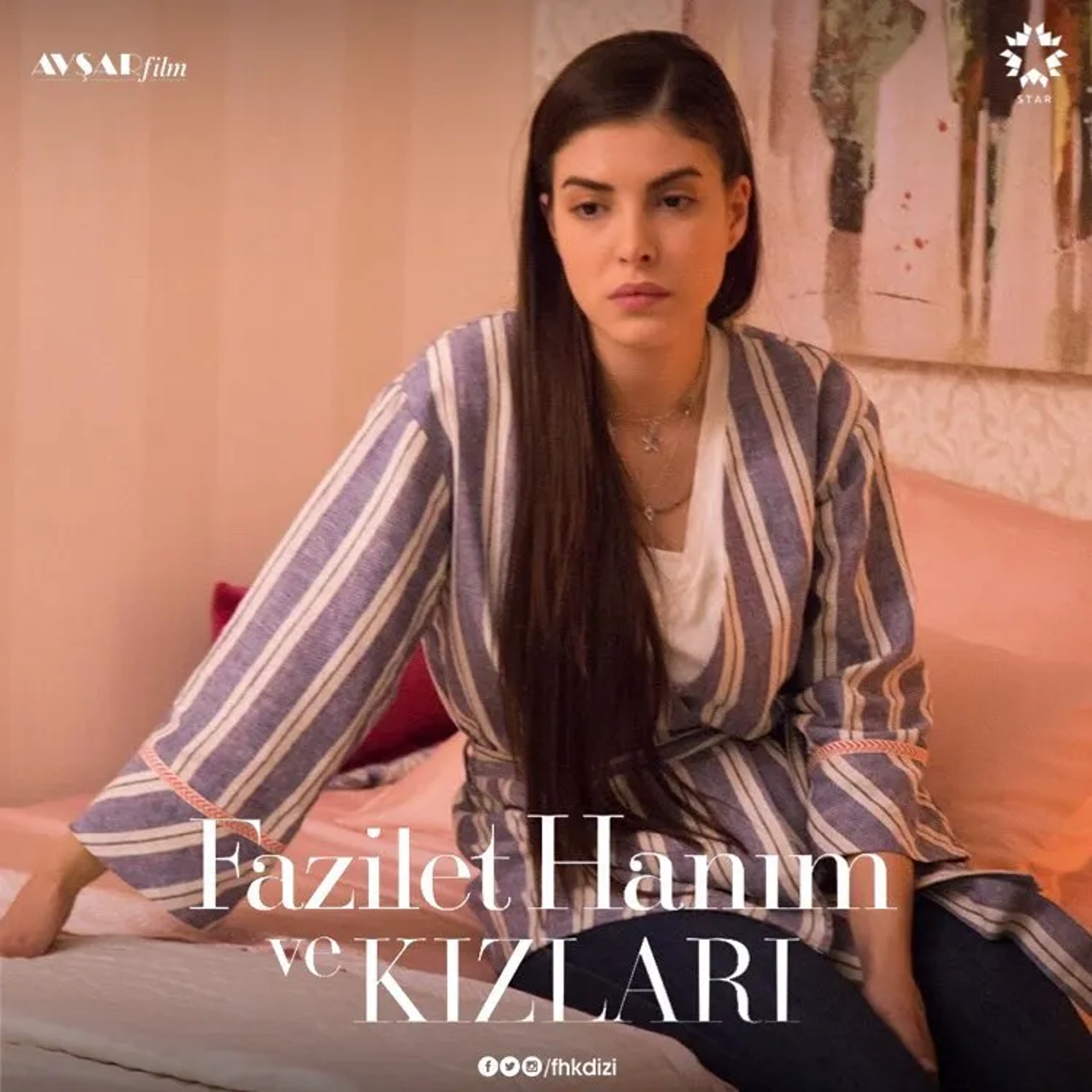 Deniz Baysal in Mrs. Fazilet and Her Daughters (2017)