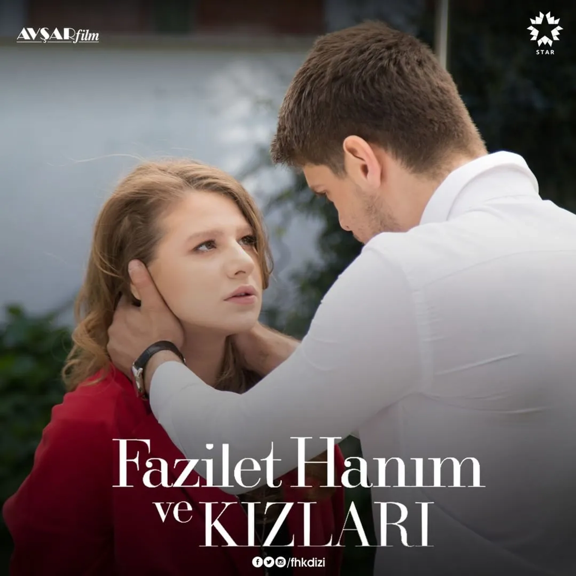 Idris Nebi Taskan and Ecem Baltaci in Mrs. Fazilet and Her Daughters (2017)