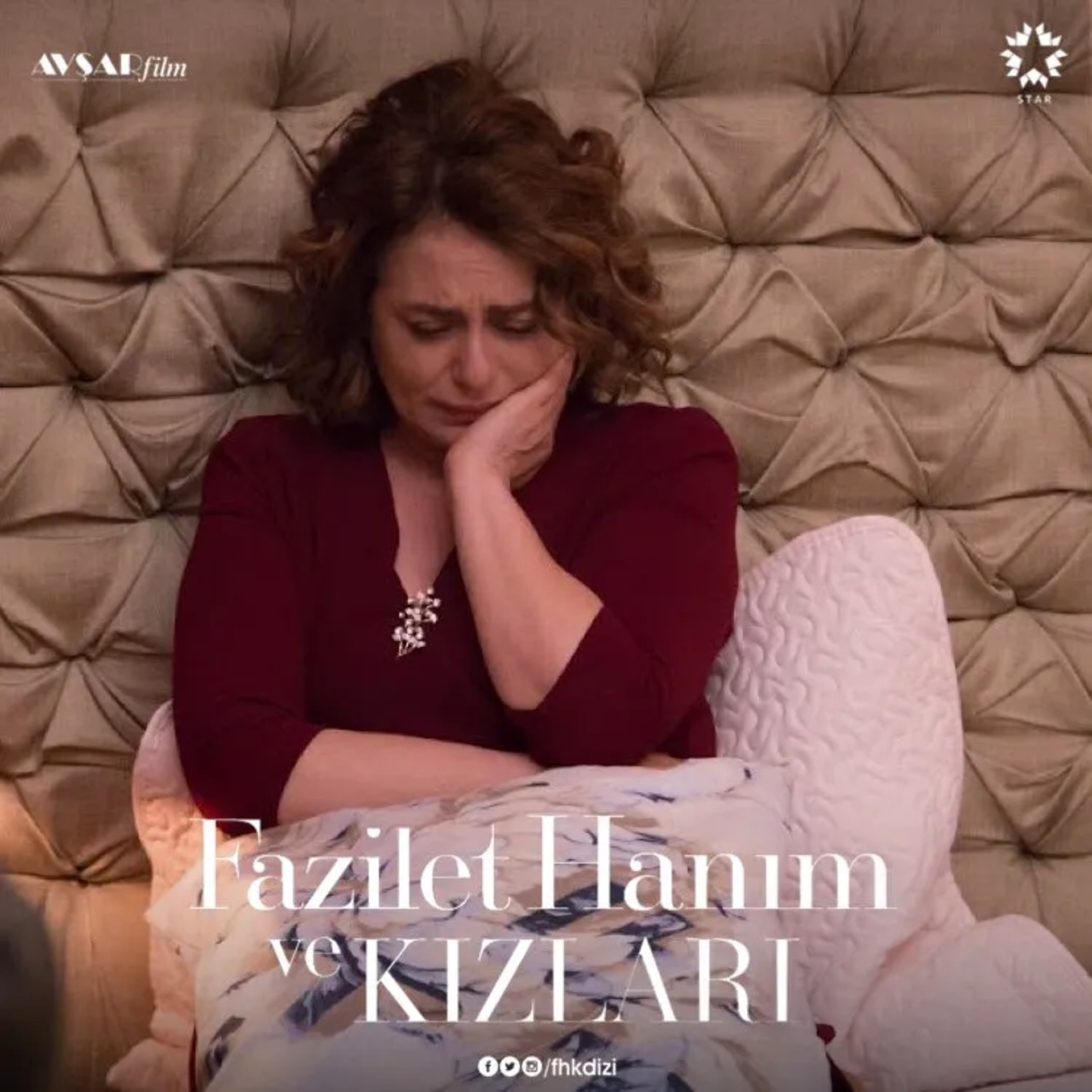Nazan Kesal in Mrs. Fazilet and Her Daughters (2017)