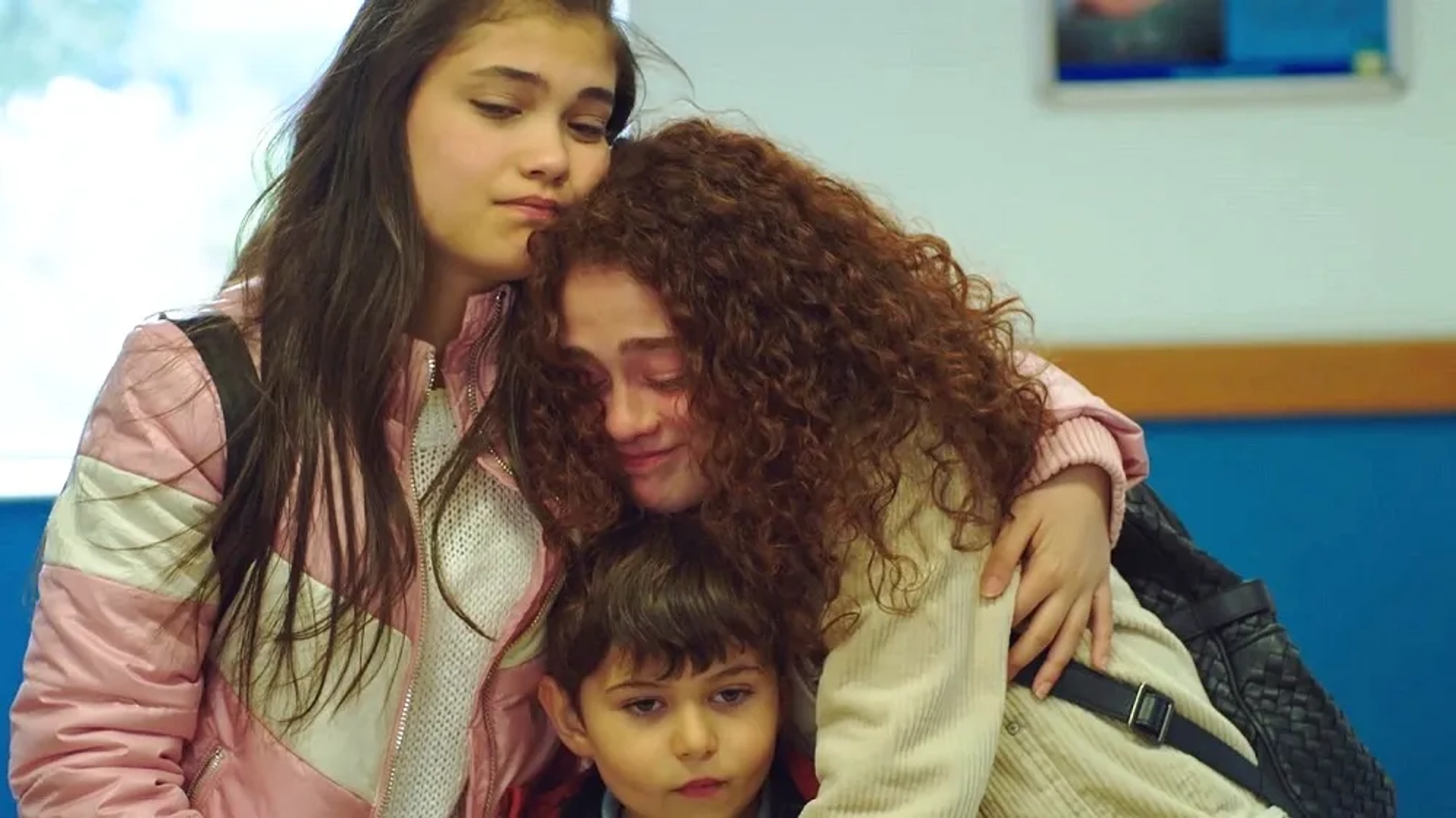 Aleyna Özgeçen, Ezgi Gör, and Emir Özyakisir in Episode #1.27 (2019)