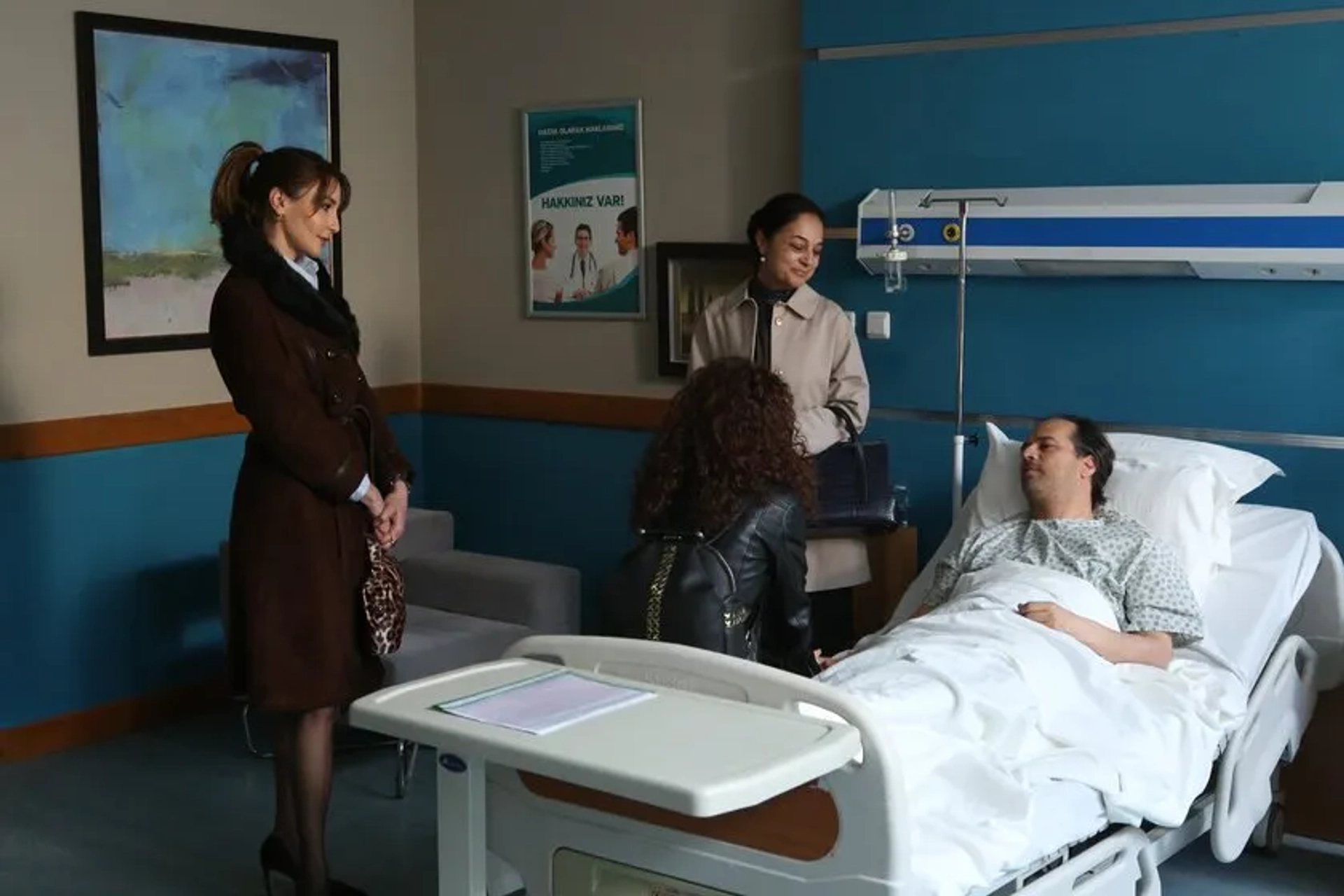 Timuçin Esen, Ece Sükan, and Ezgi Gör in Episode #1.27 (2019)
