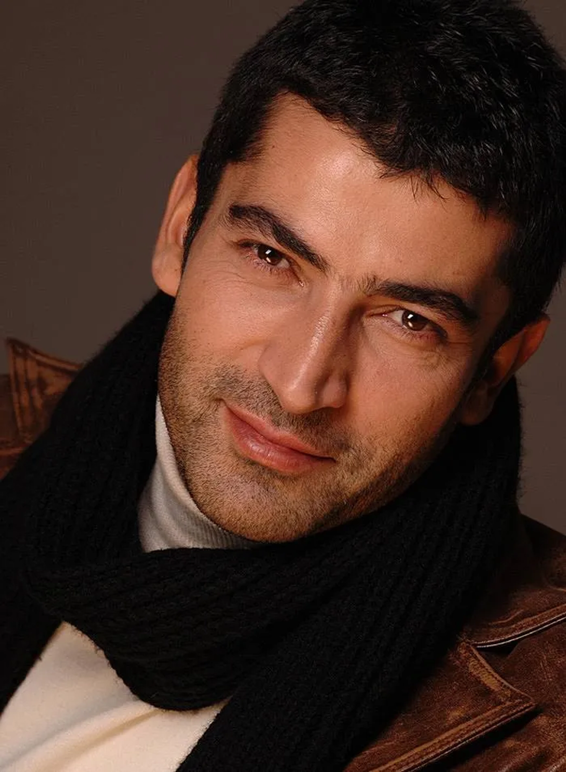 Kenan Imirzalioglu in Aci Hayat (2005)