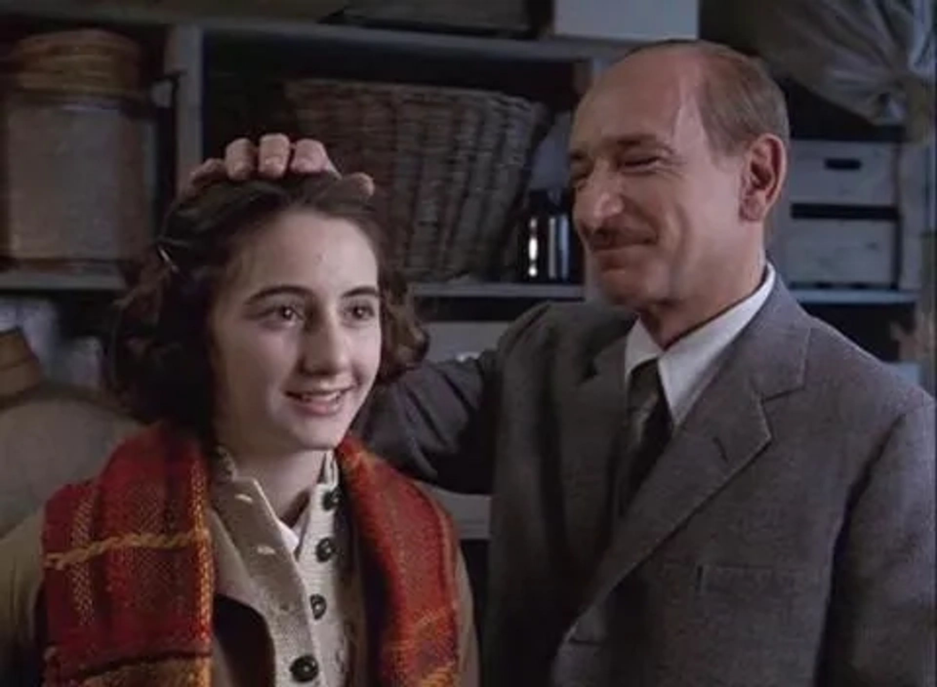 Ben Kingsley and Hannah Taylor Gordon in Anne Frank: The Whole Story (2001)