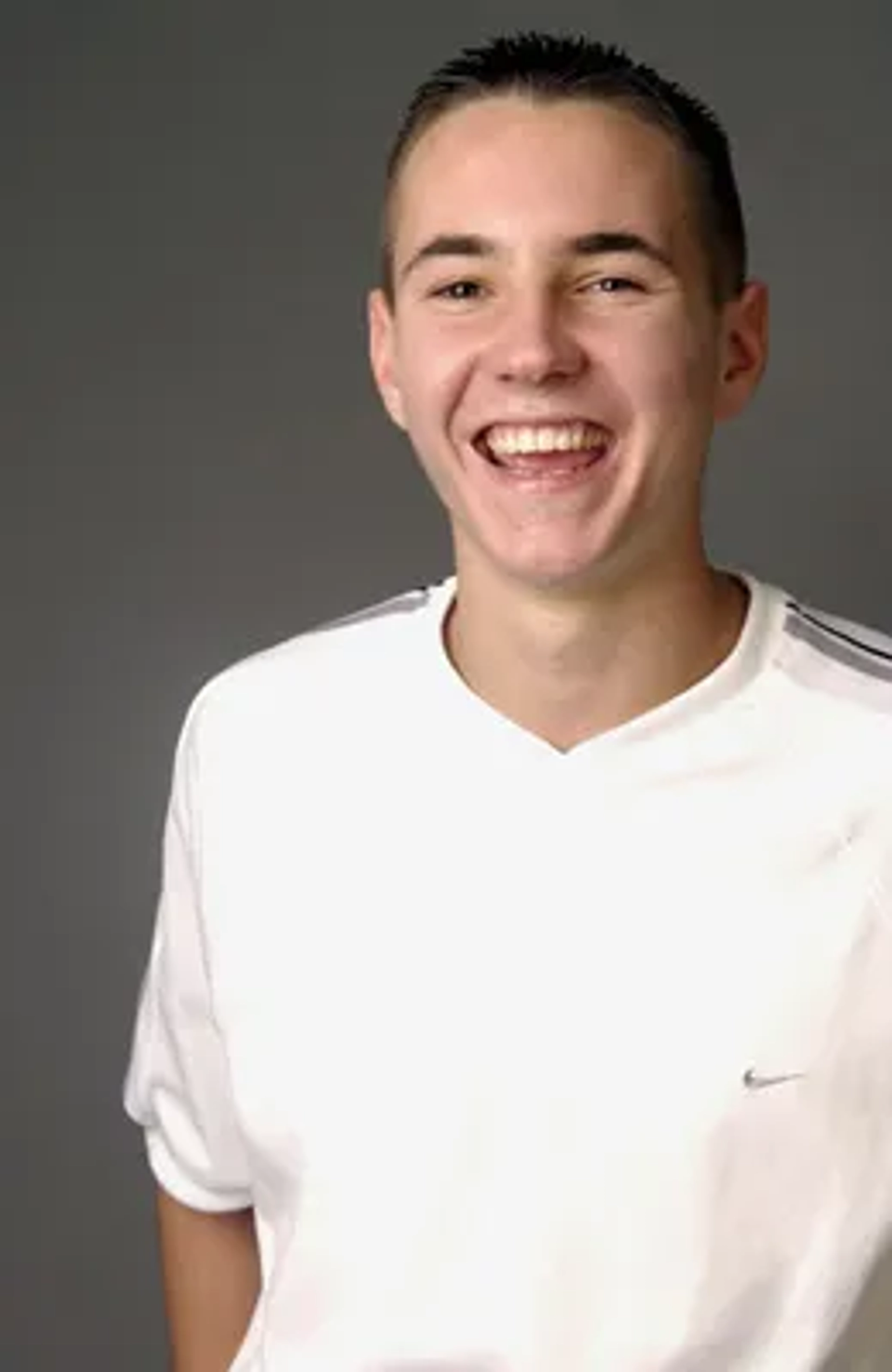 Martin Compston at an event for Sweet Sixteen (2002)