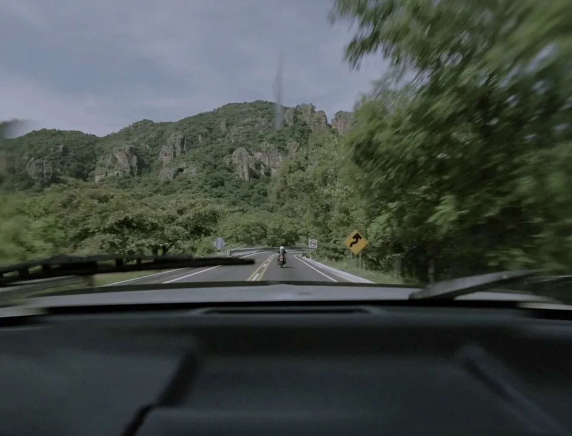 Post Tenebras Lux (2012)